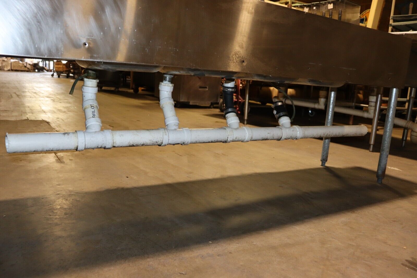 Krowne Metal 4 Compartment Stainless Bar Sink 19"D w/ Two 12" Drainboards, Used