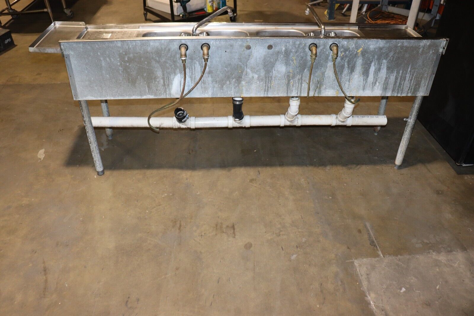 Krowne Metal 4 Compartment Stainless Bar Sink 19"D w/ Two 12" Drainboards, Used