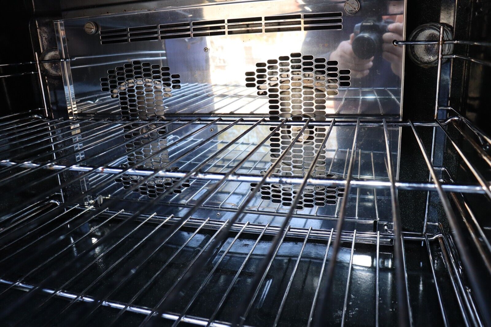 Moffat Turbofan E28M4 Manual Full Size 4 Pan Commercial Electric Convection Oven