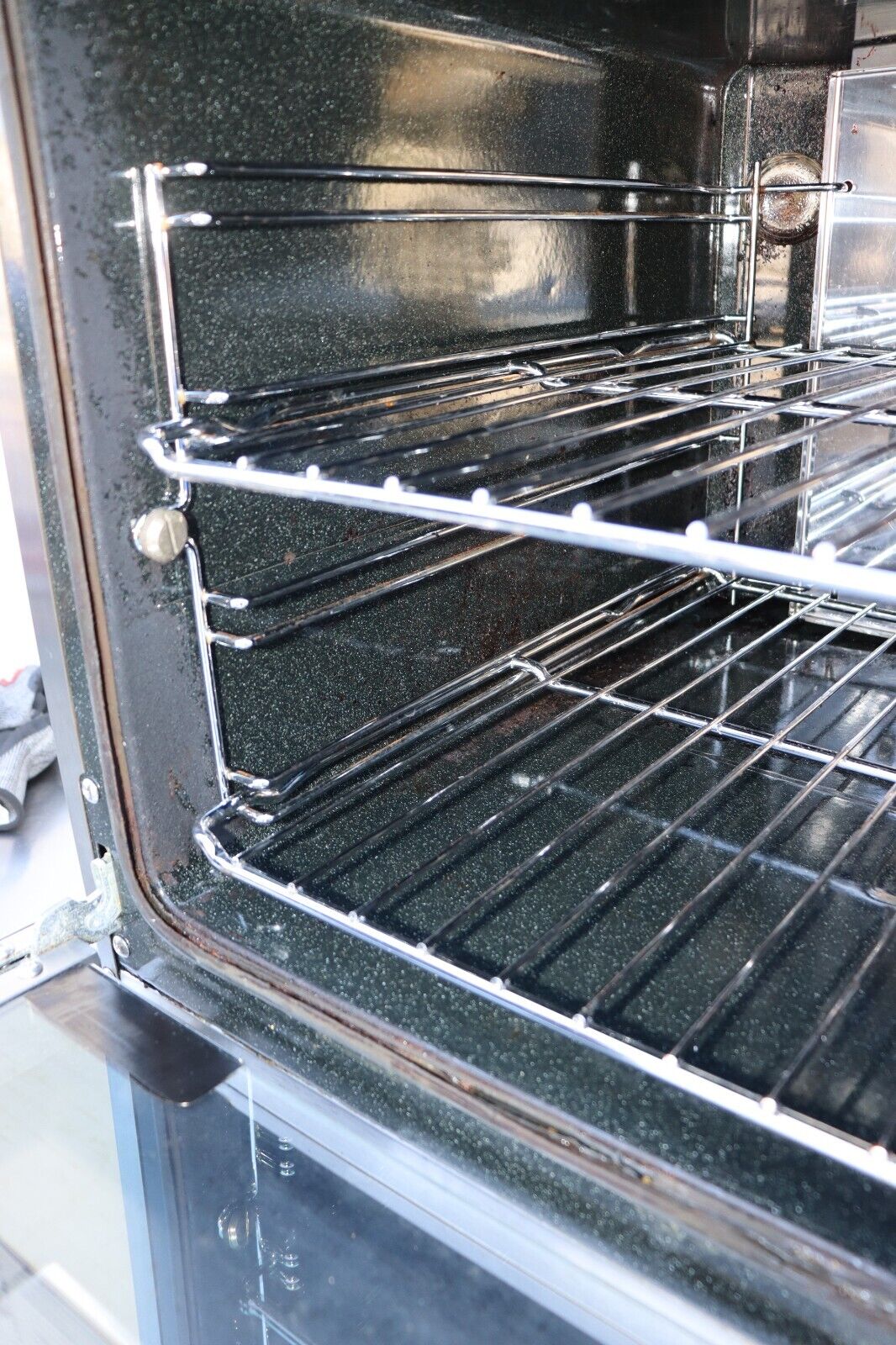 Moffat Turbofan E28M4 Manual Full Size 4 Pan Commercial Electric Convection Oven