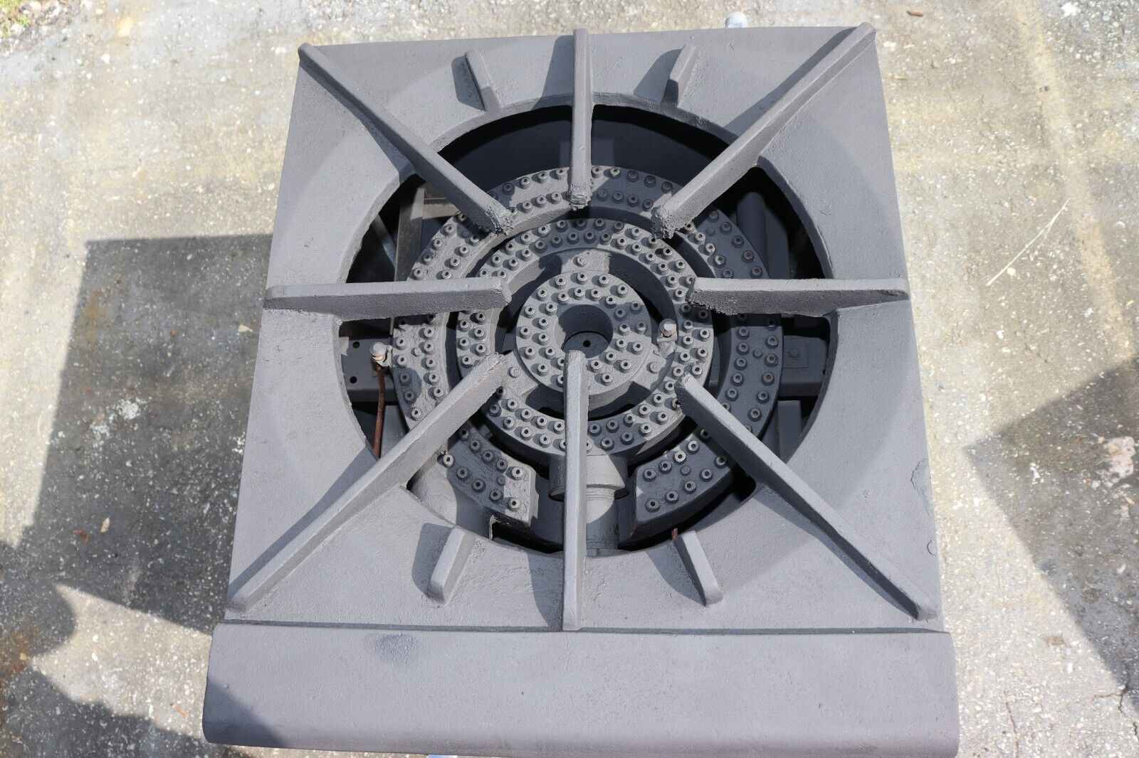 Imperial ISPA18 18 in 1 Burner Gas Stock Pot Range, Used, Floor Model, Clean