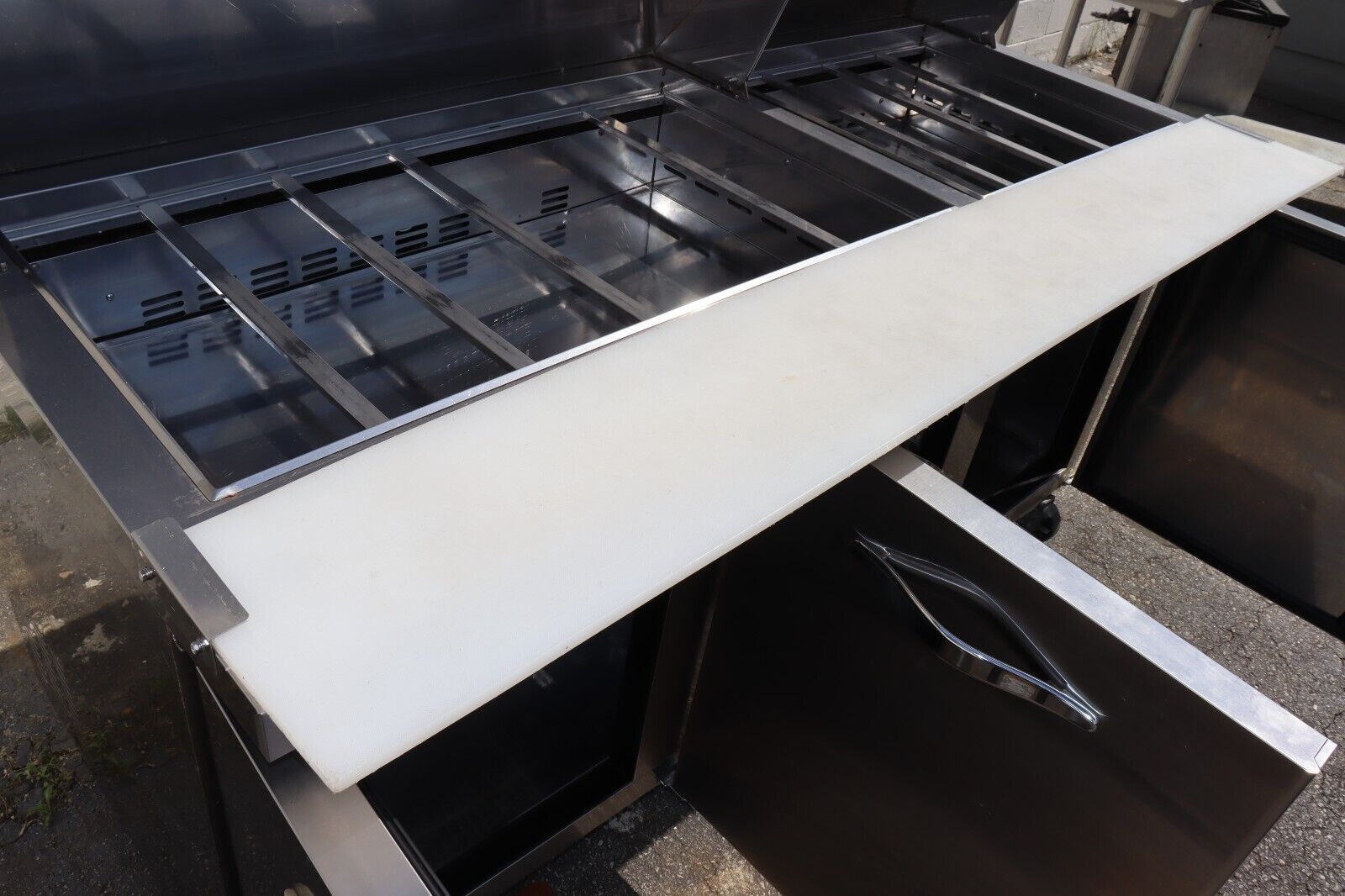 Kool-It KSTM-72-3 72" Mega Top Sandwich Salad Prep Table 3 Doors, 30 Pans, Used