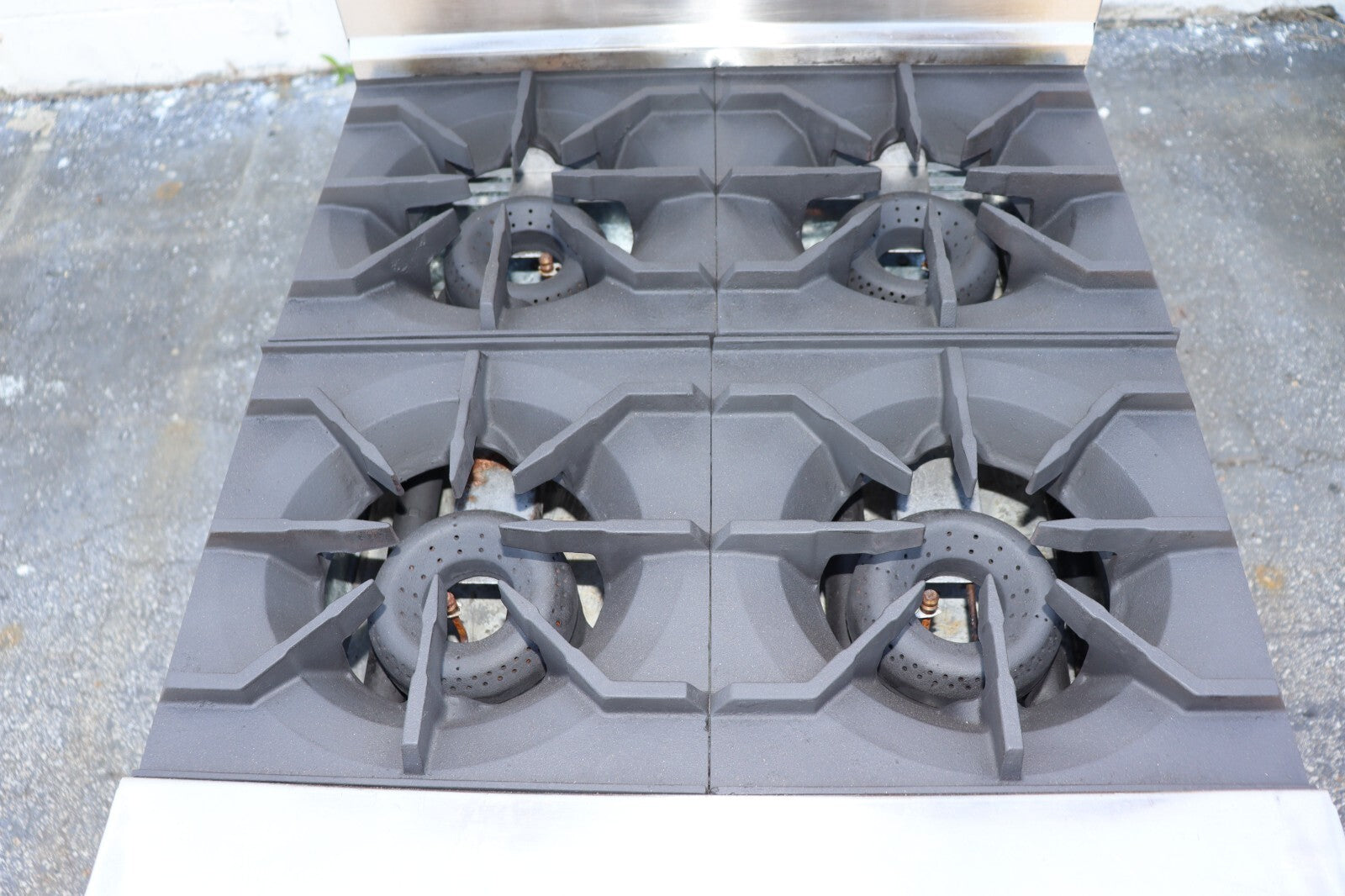 American Range AR424 4 Burner Range Nat Gas w/ Thermostat Control Oven, Used