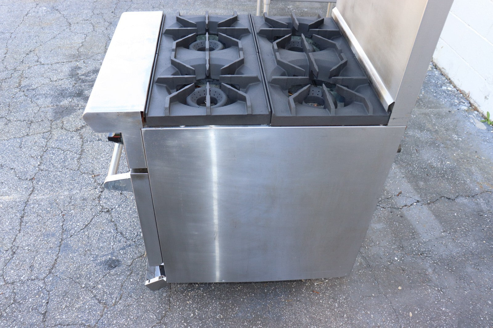 American Range AR424 4 Burner Range Nat Gas w/ Thermostat Control Oven, Used