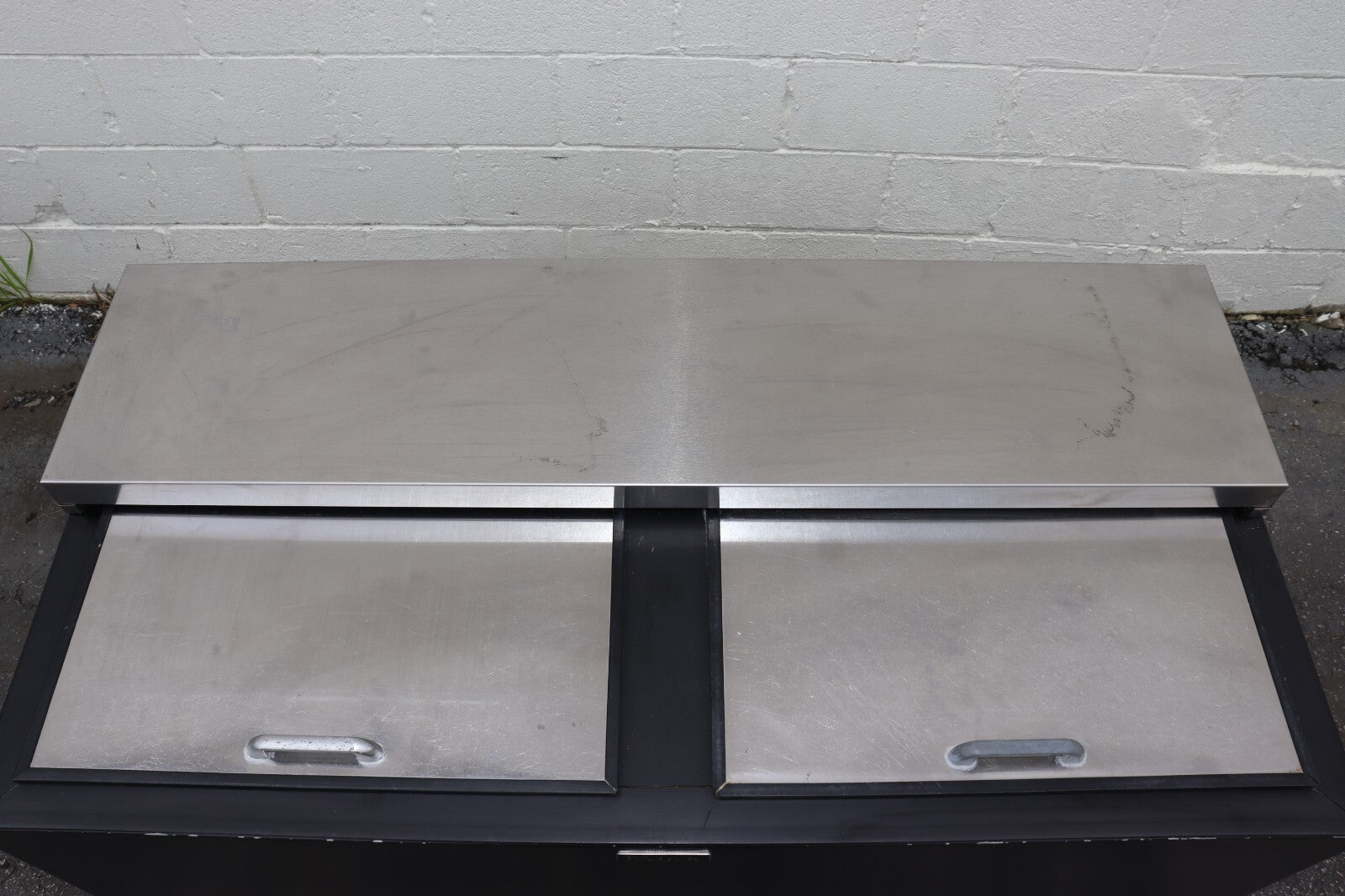 Perlick FR48RT-3 48"W Glass Froster Beer Mug / Plate Chiller, Tested, CLEAN