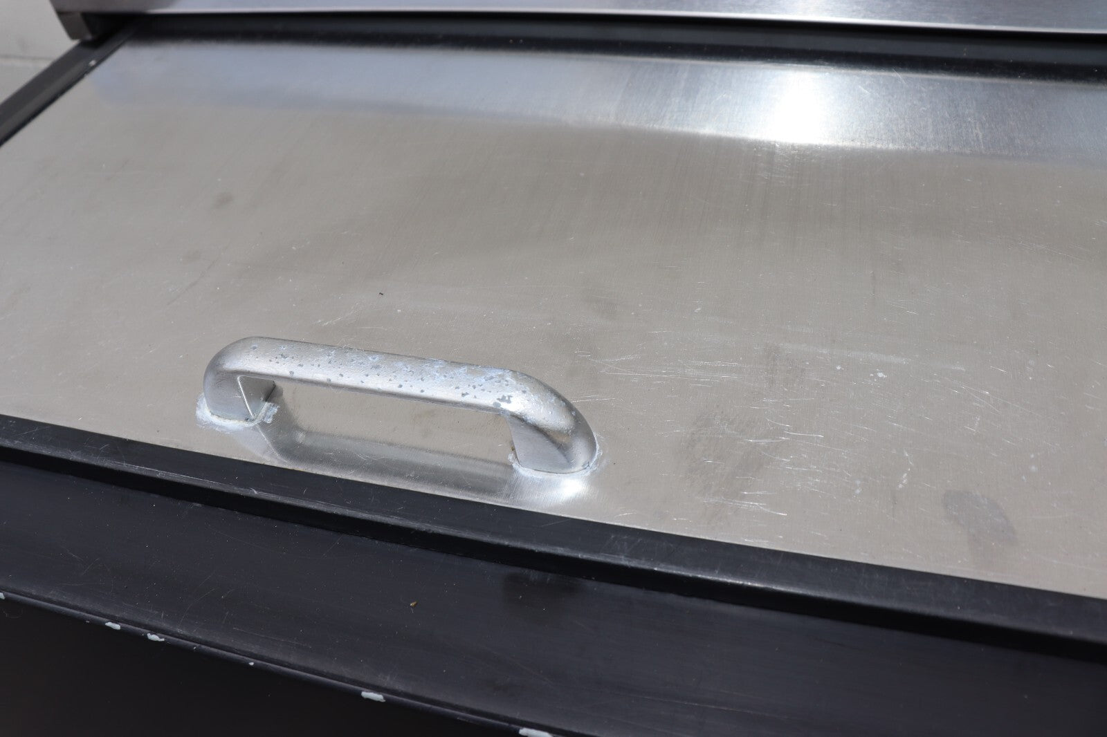 Perlick FR48RT-3 48"W Glass Froster Beer Mug / Plate Chiller, Tested, CLEAN