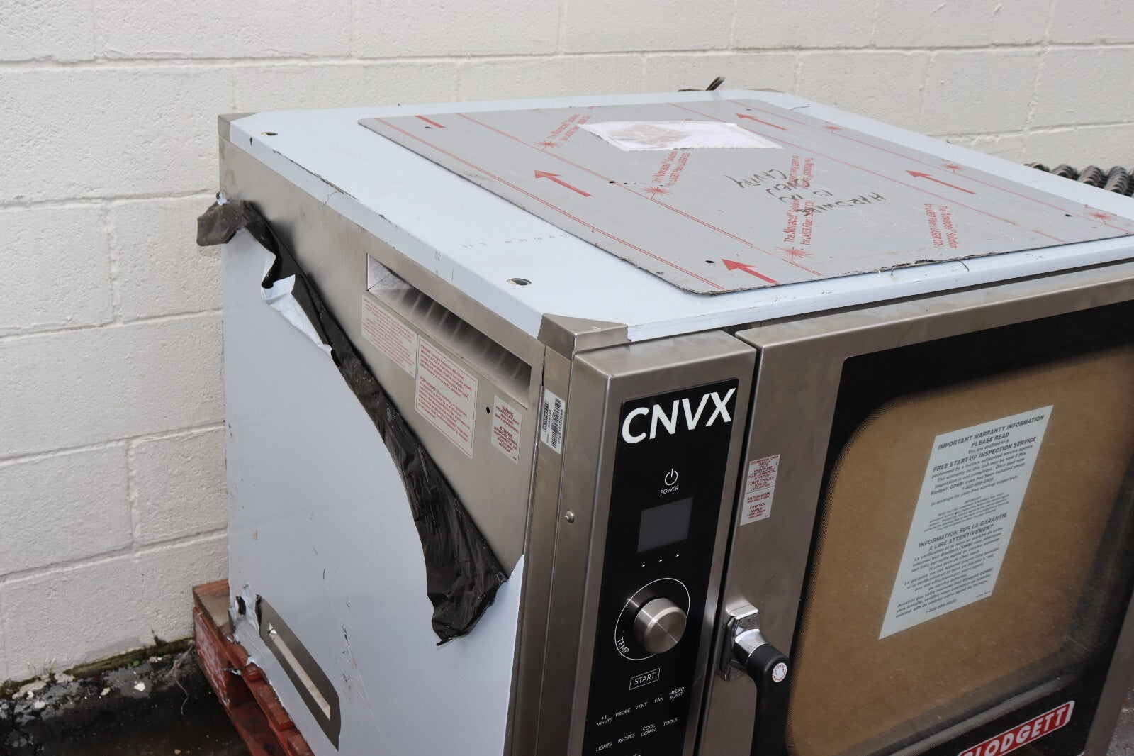 Blodgett CNVX-14G Combi Gas Oven, 65,000 BTU, New Open Box, No Stand Included