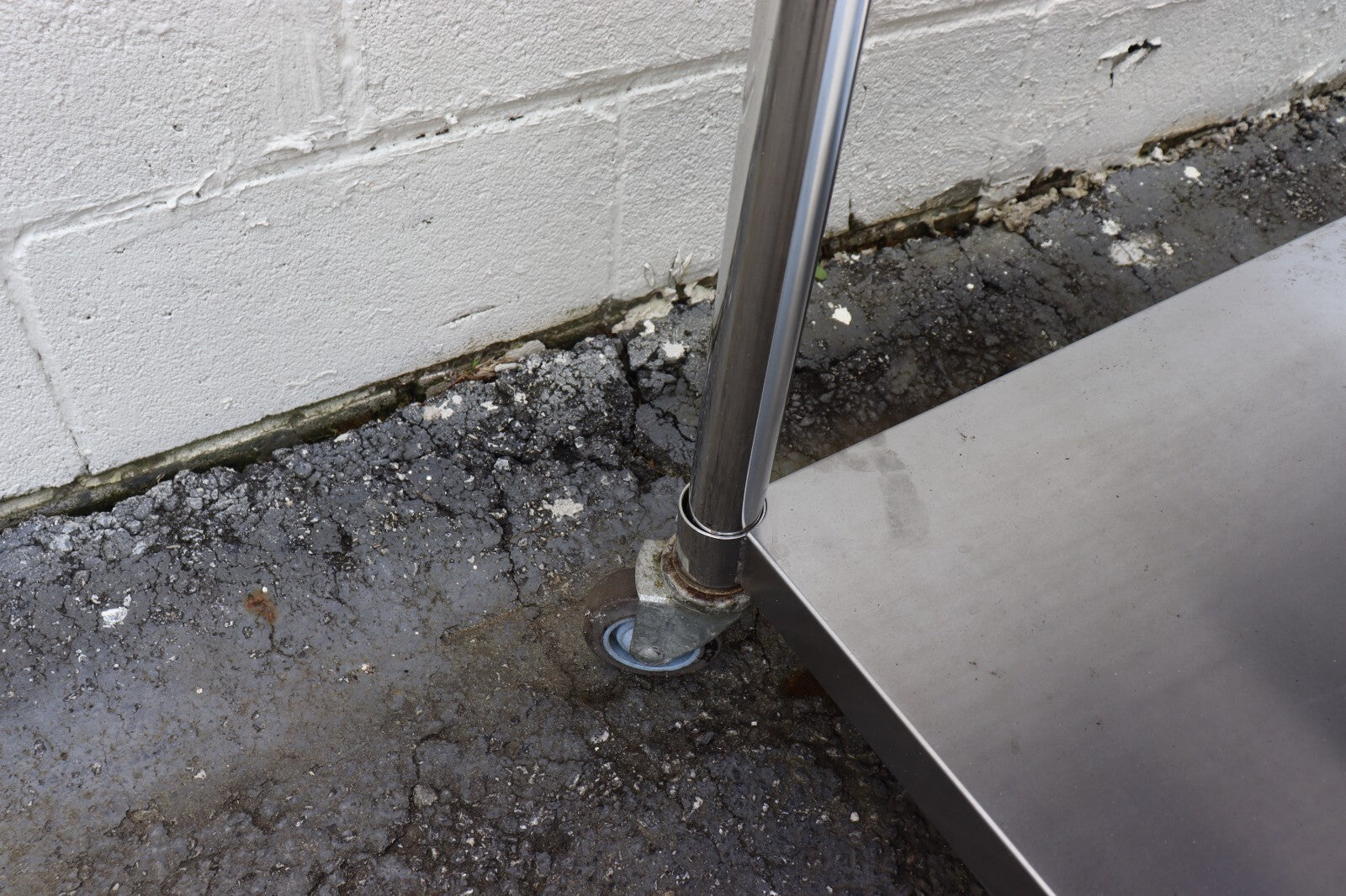 Klinger's PES-3048 48" Stainless Steel Equipment Stand, w/ Casters, Used