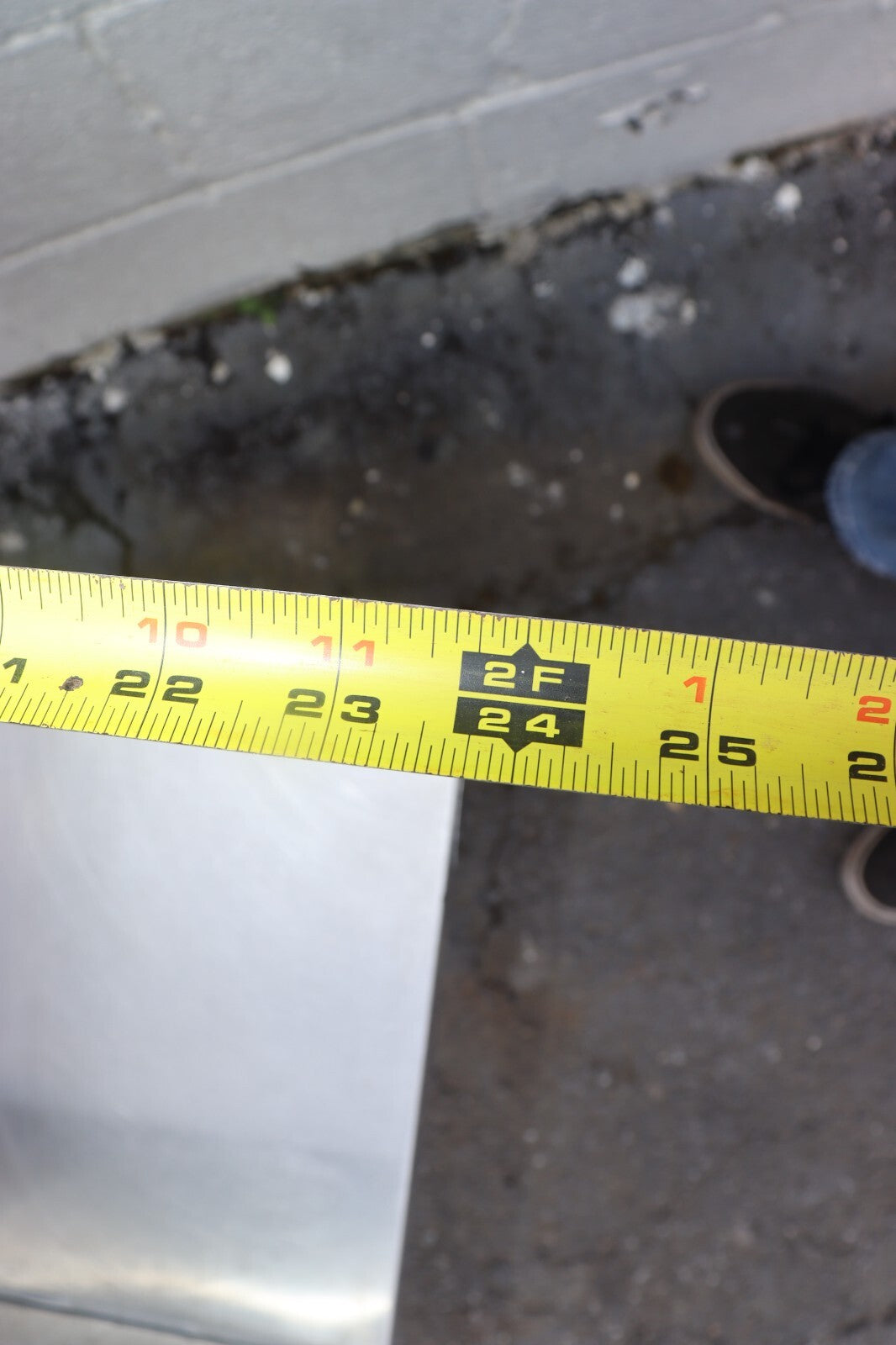 Krowne 1812BD 1800 Series 12" Blender Station & Dump Sink w/ Four Legs, Used