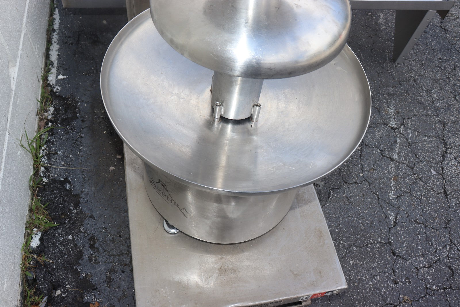 Sephra Chocolate Fountain Model: CF34/44, Used, w/ Case