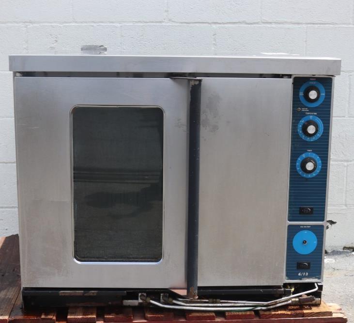 DUKE MANUFACTURING GAS CONVECTION OVEN, USED, MISSING RACKS, CLEAN