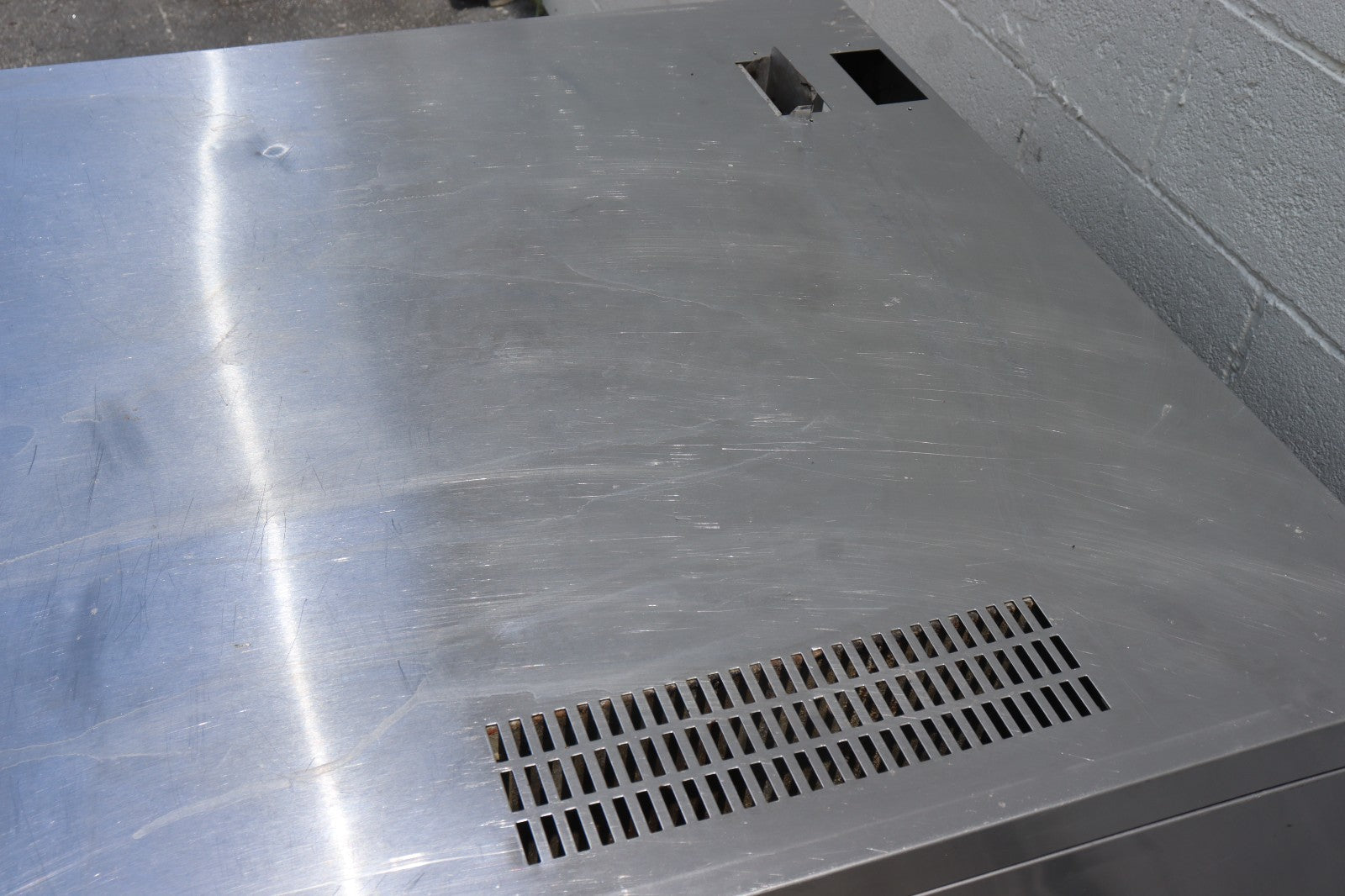 DUKE MANUFACTURING GAS CONVECTION OVEN, USED, MISSING RACKS, CLEAN