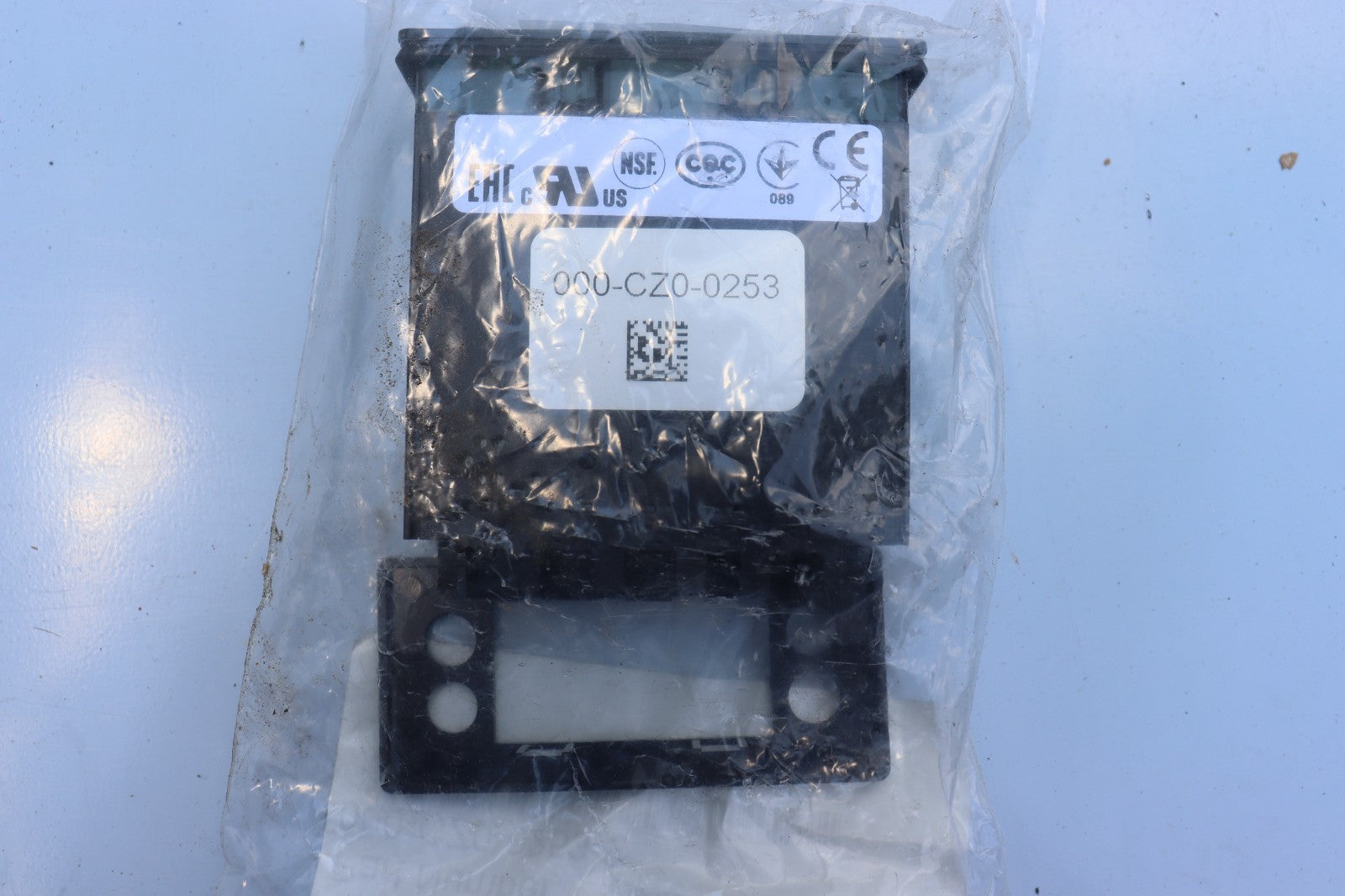 ASSY,CTL,RFG,DBL HU 000-CZ0-0253-S - Genuine OEM Replacement Part