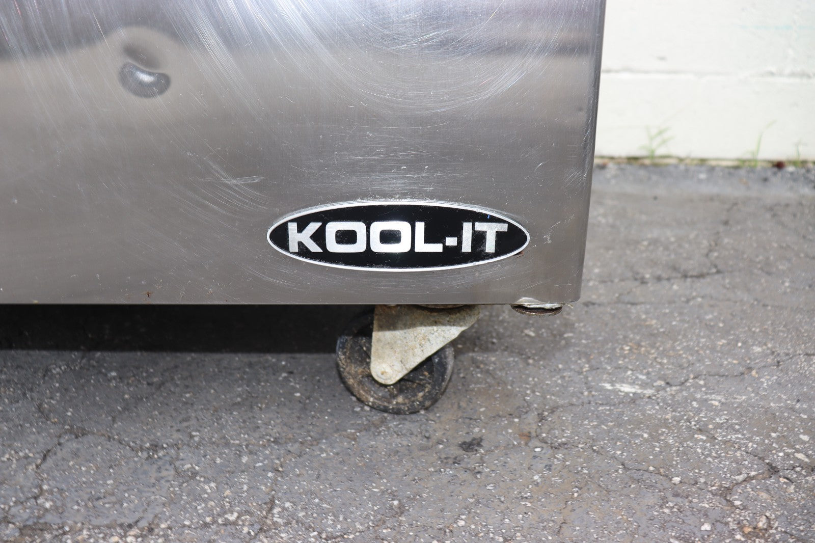 Kool-It KST-48-2 48" Sandwich / Salad Prep Table w/ 2 Doors, 18 Pans, Used CLEAN