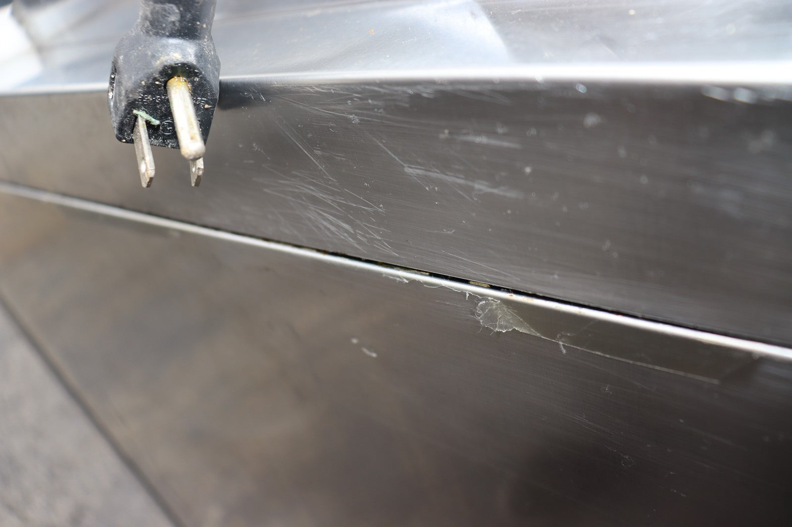 Kool-It KST-48-2 48" Sandwich / Salad Prep Table w/ 2 Doors, 18 Pans, Used CLEAN