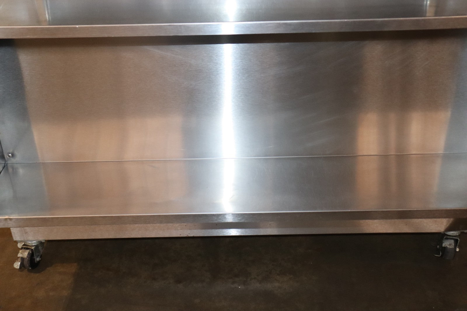 BKI MOBILE HOT FOOD MERCHANDISER - MHB-4- SELF SERVE WATERLESS 208V-1/3PH