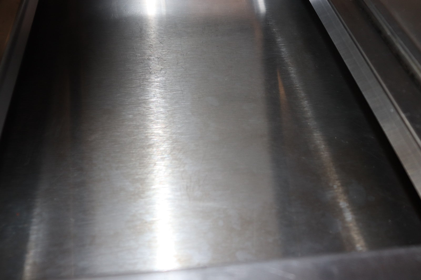 BKI MOBILE HOT FOOD MERCHANDISER - MHB-4- SELF SERVE WATERLESS 208V-1/3PH