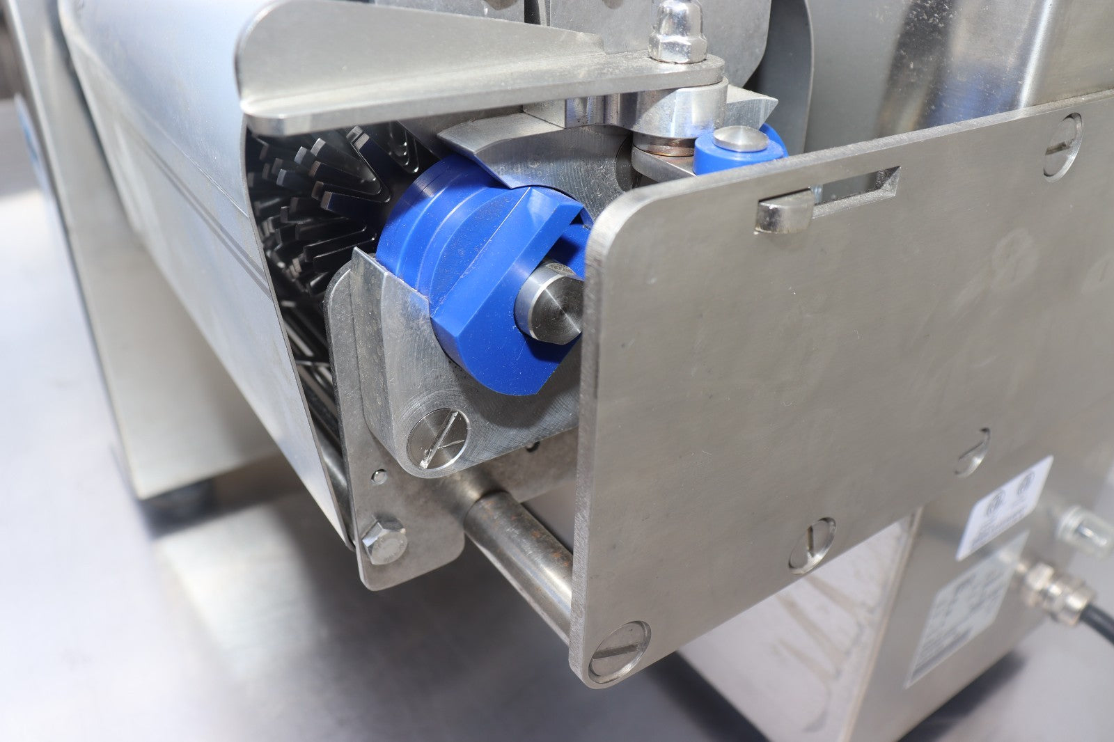 Univex MT975 Countertop Meat Tenderizer, New Open Box