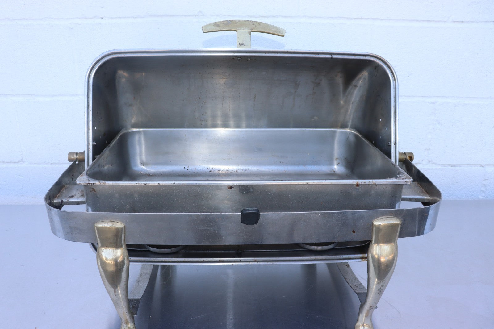 Decorative Chaffing Dish Brass / Stainless Steel, T-Handle, Vented, Used