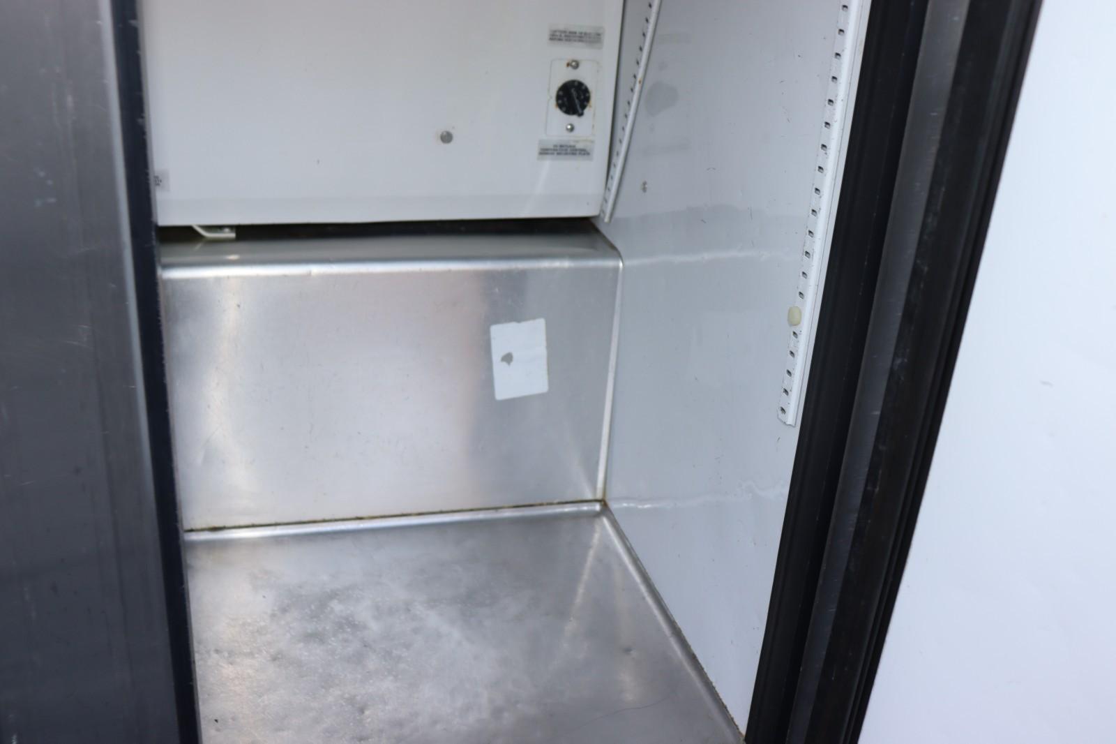 True TUC-36-LP Undercounter Low Profile 2 Door Cooler, Clean