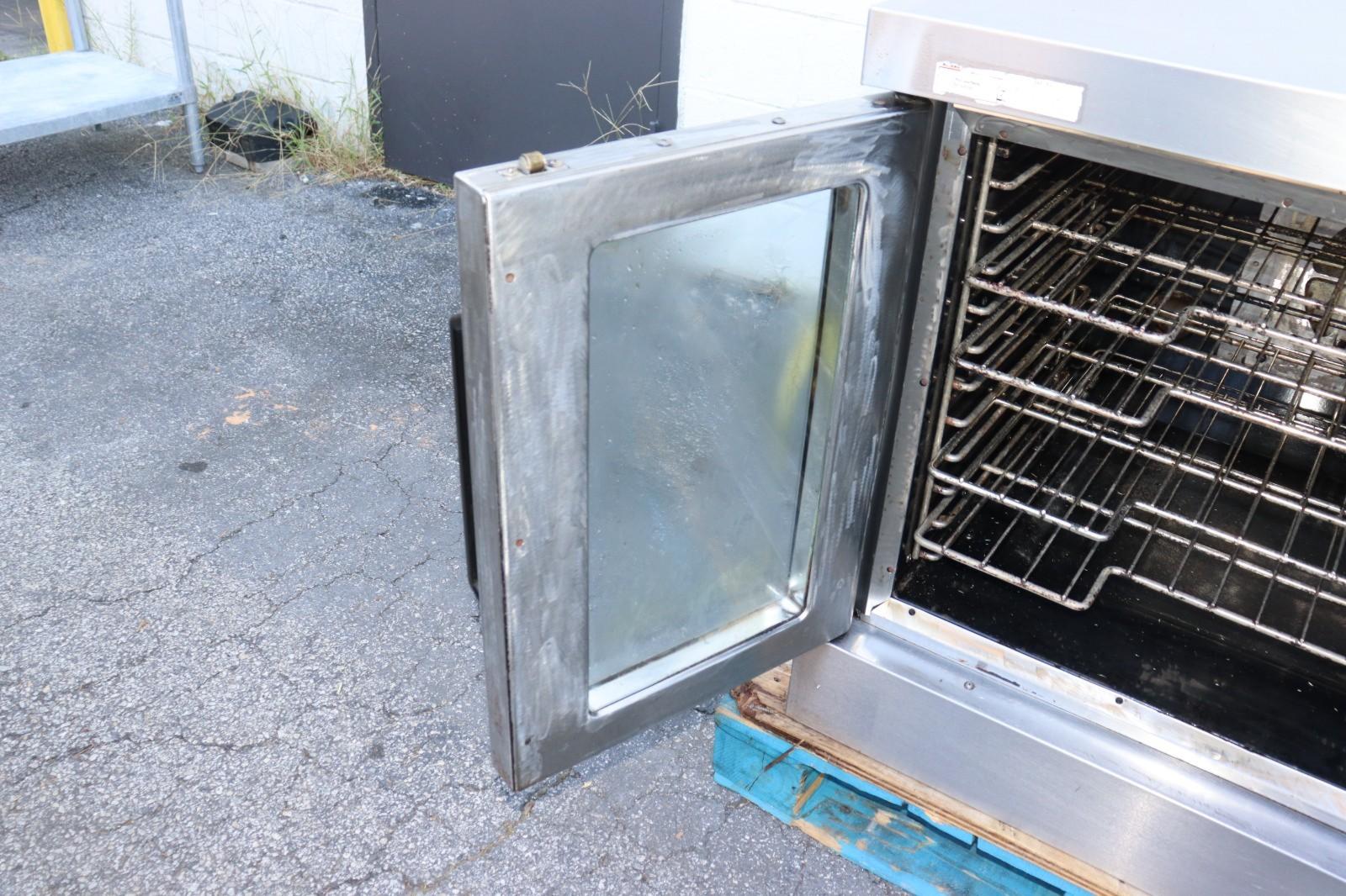 Vulcan VC4GD-11D150K, Gas Double Stack Convection Oven, Used, Clean