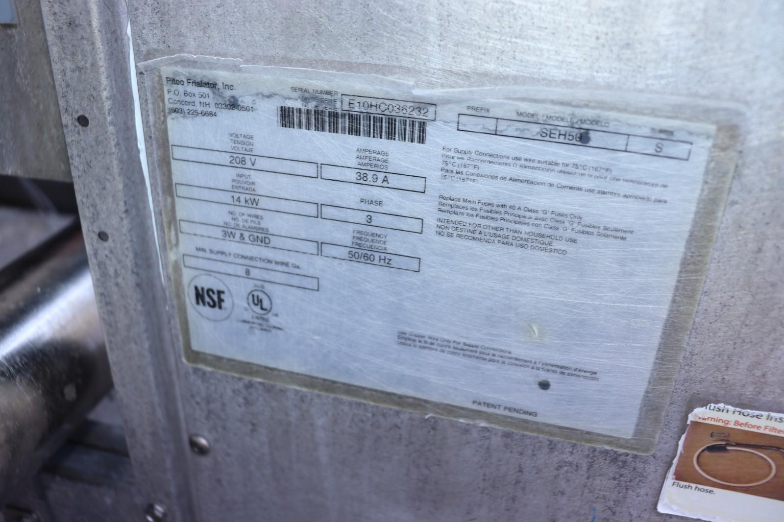 Pitco Electric 208V 3 Phase, 50 lbs, 3 Pot, SEH50, w/ Filtration System, CLEAN