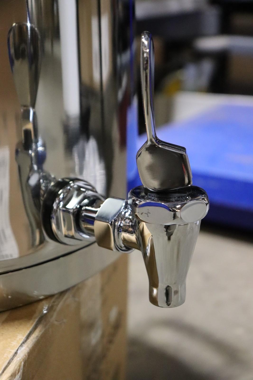 Service Ideas 5 Gal Low Volume Dispenser Thermal Coffee Urn, URN50VPSMD