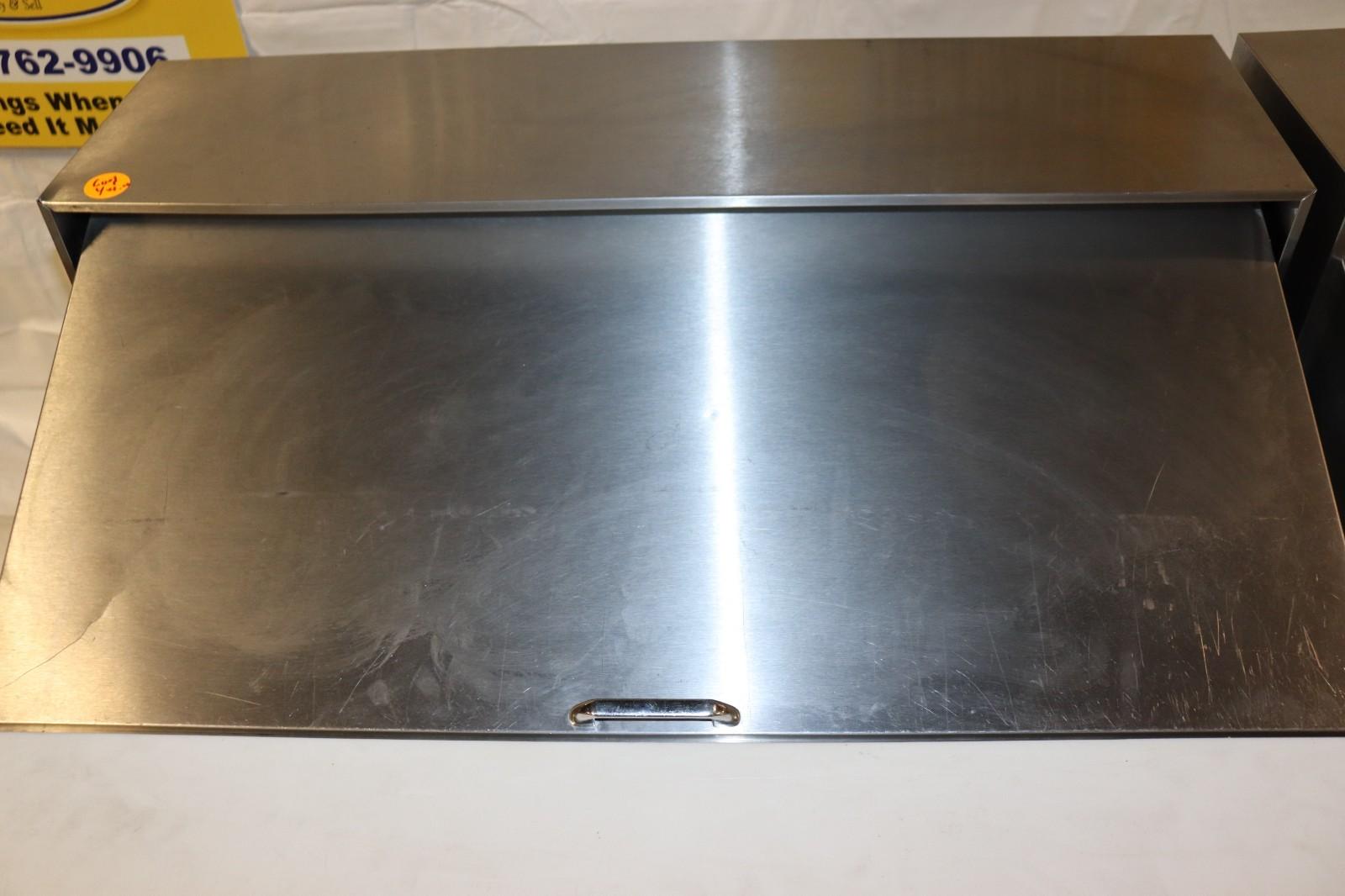 Victory Refrigeration VUR-72-18 Commercial Sandwich/Salad Prep Table, 3 Door