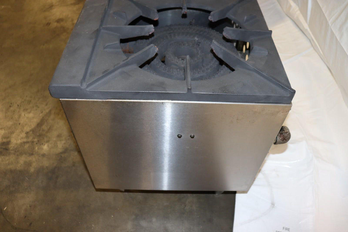 18 in 1 Burner Gas Stock Pot Range, Floor Model, Used, Clean - NMB Restaurant Equipment