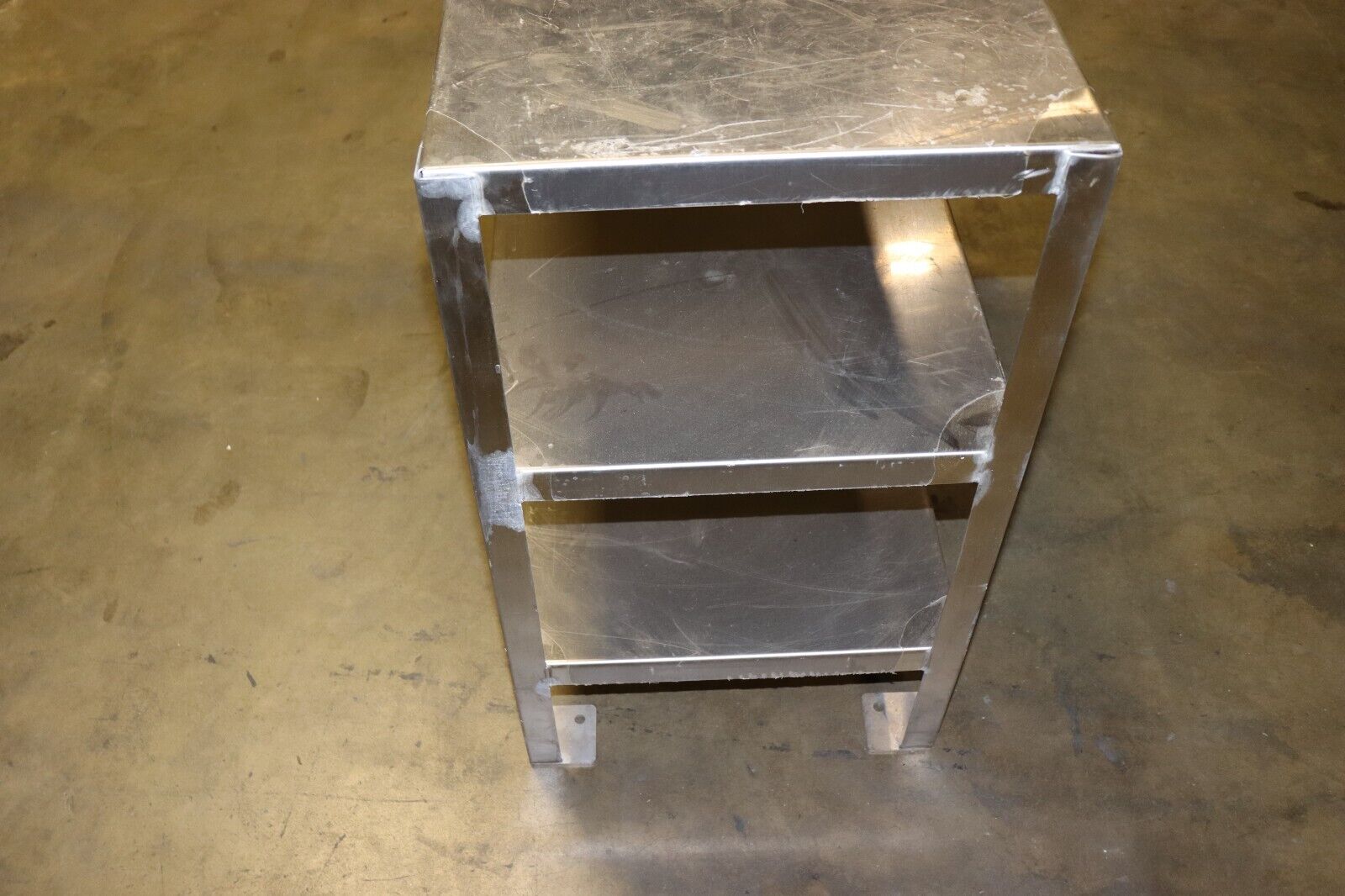 Jamco YG124, Fixed Ht, Stainless Steel Work Table, w/ Shelves, 1200 lbs cap