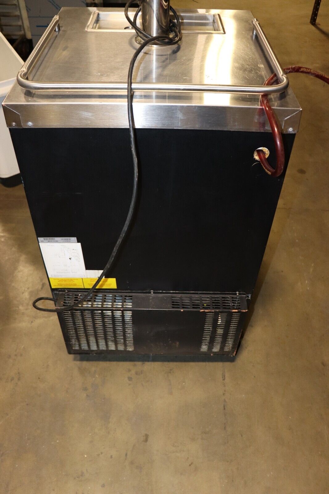 Micromatic MDD23 Direct Draw Keg Refrigerator, w/ 3 Taps on Casters,