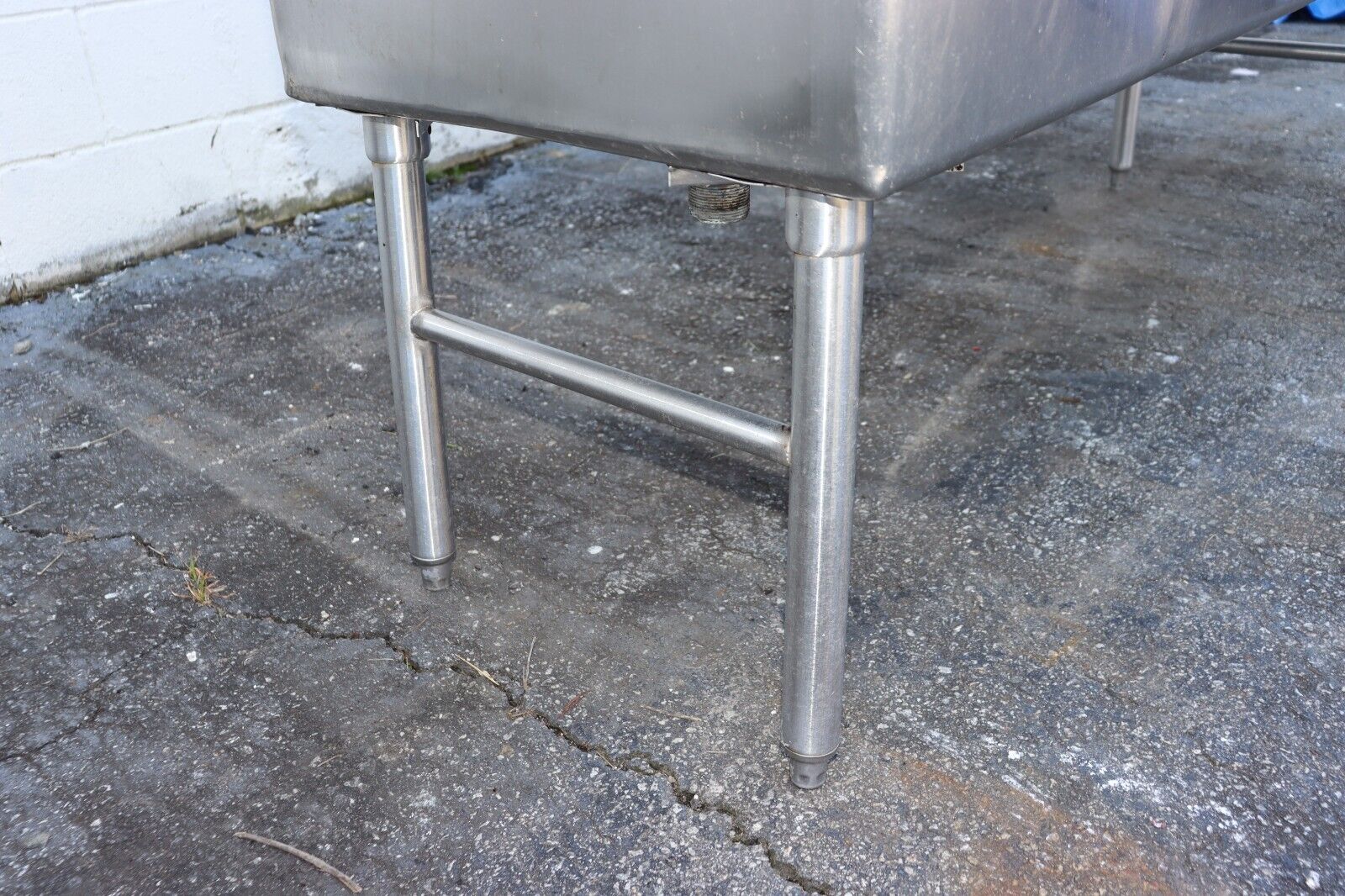 Four Compartment Commercial Sink 98" Long x 24" Wide, w/ Side Boards, Stainless