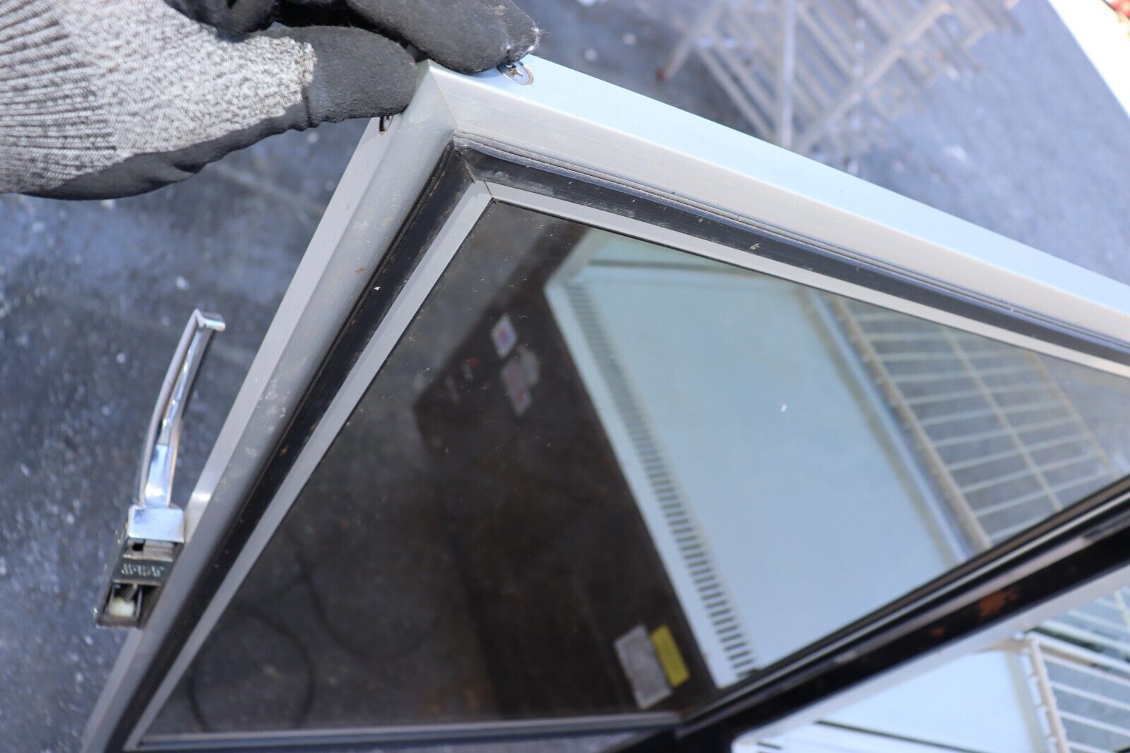 Federal 3150SC-2 31" Flat Glass Commercial Refrigerated Display Case, Used