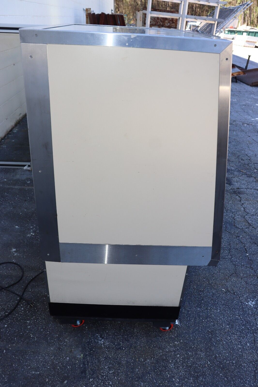 Federal 3150SC-2 31" Flat Glass Commercial Refrigerated Display Case, Used