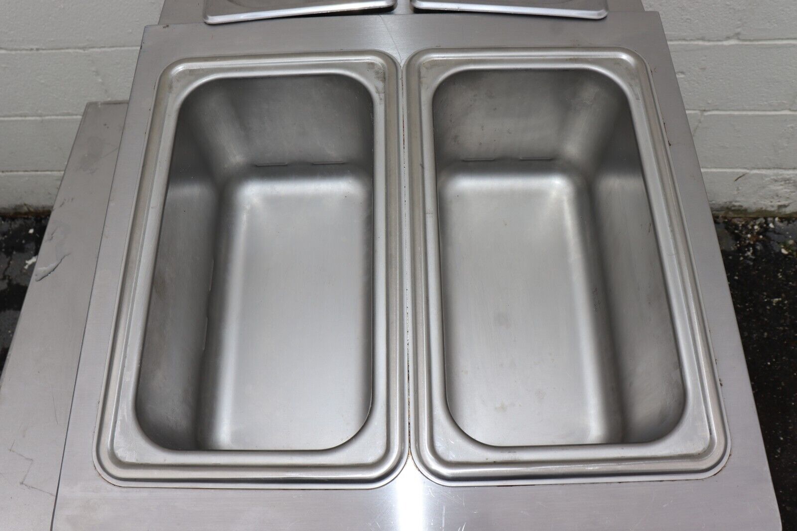 Nemco 9015-FRD Cold Condiment Station Counter-top 18" wide Two 1/3 Pans, TESTED