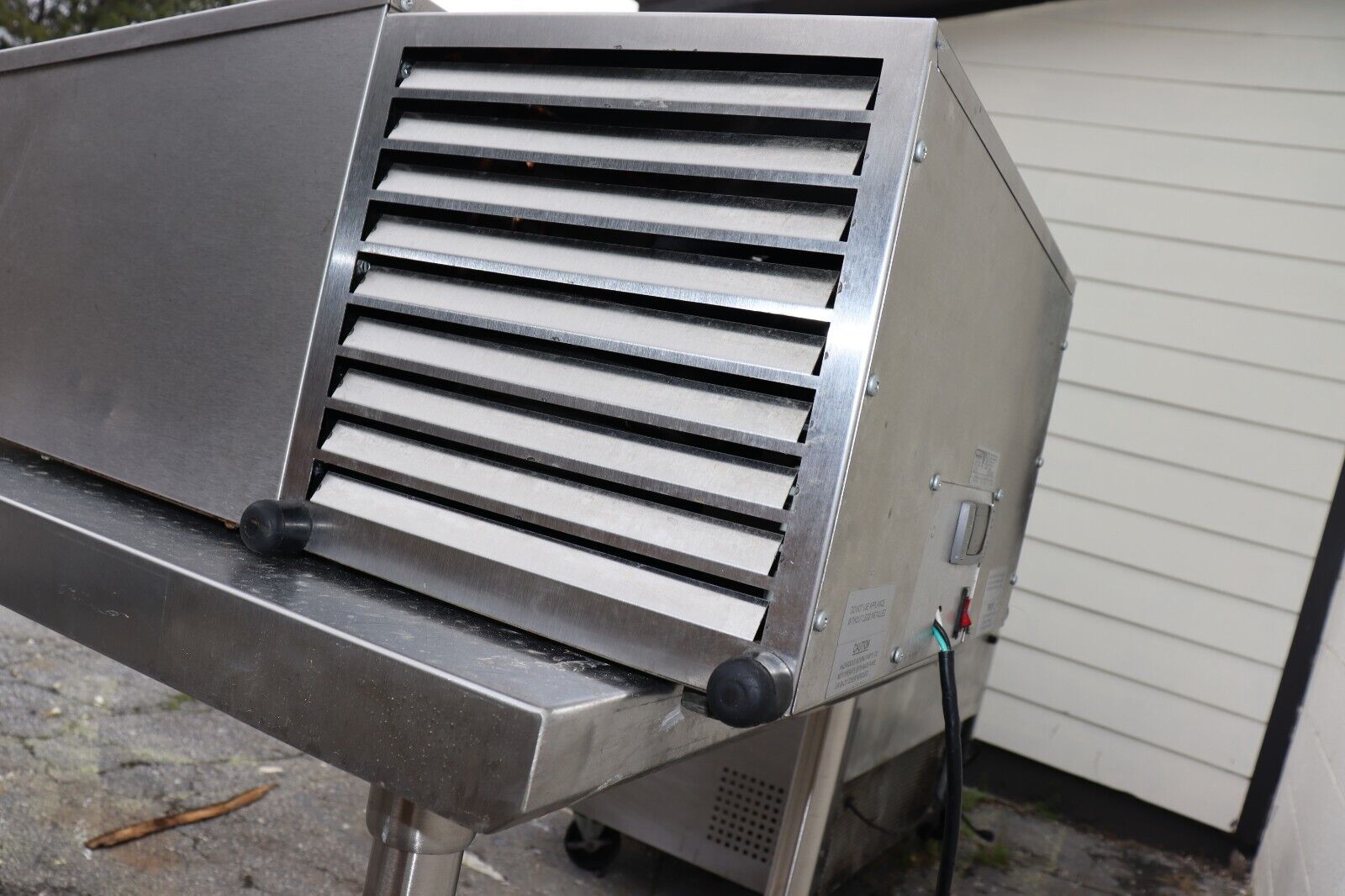 Nemco 9015-FRD Cold Condiment Station Counter-top 18" wide Two 1/3 Pans, TESTED