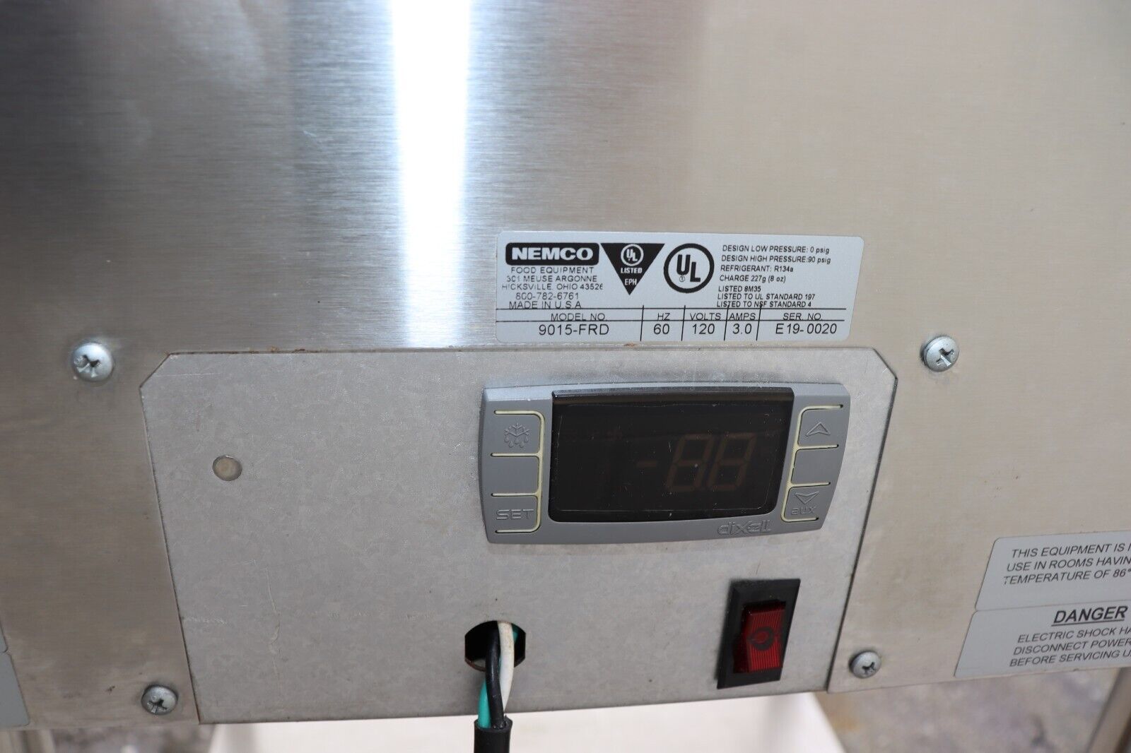 Nemco 9015-FRD Cold Condiment Station Counter-top 18" wide Two 1/3 Pans, TESTED