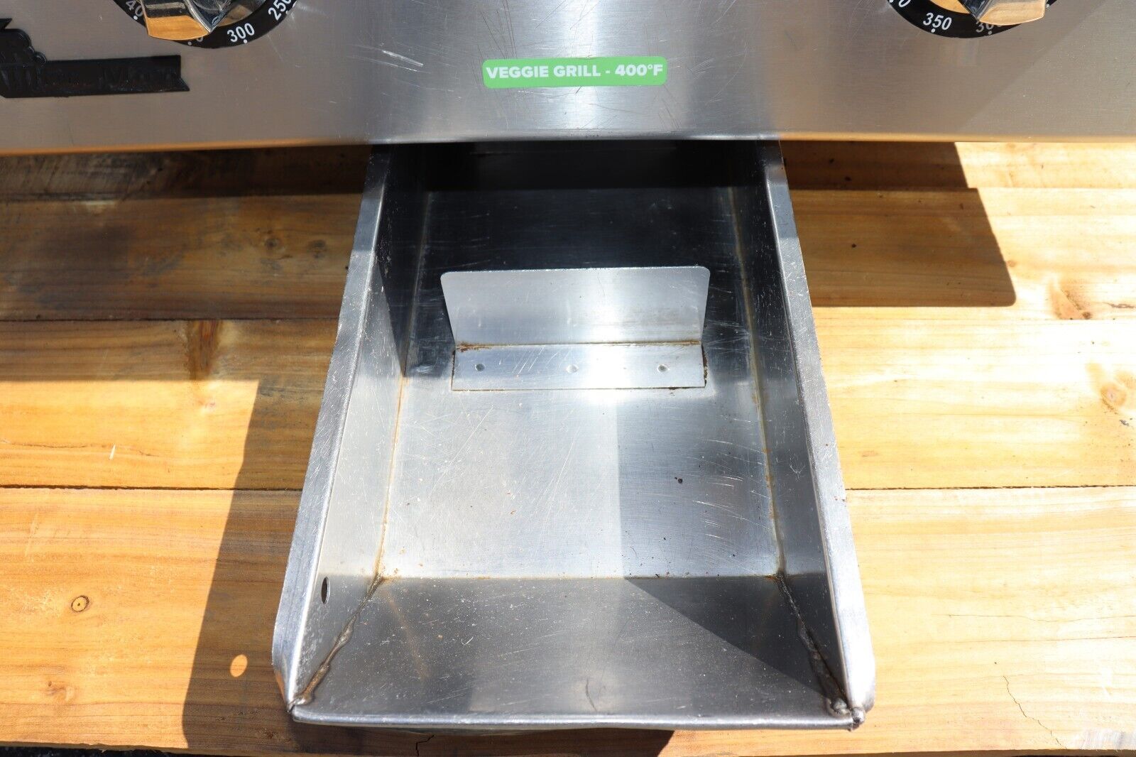 Star Manufacturing Star 824MA UltraMax 24" Manual Gas Griddle, Used, CLEAN