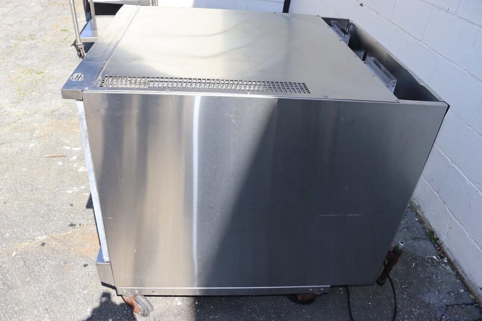 Market Forge M2700HEC Full Size Gas Convection Oven, Wheels, Used, Needs Racks