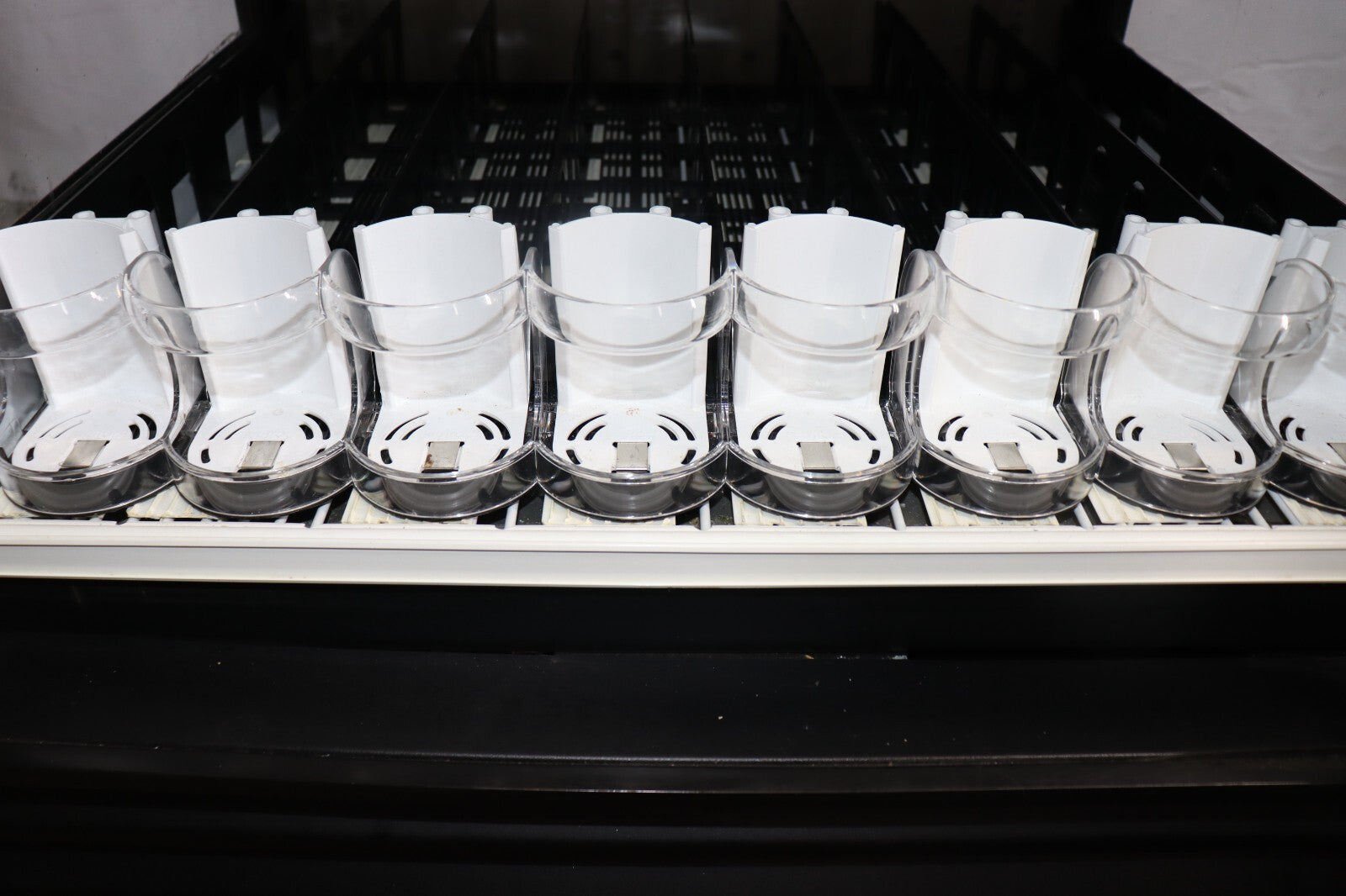 True GEM-26 Single Glass Door Refrigerator, Glass Sides, w/ Spring Loaders CLEAN