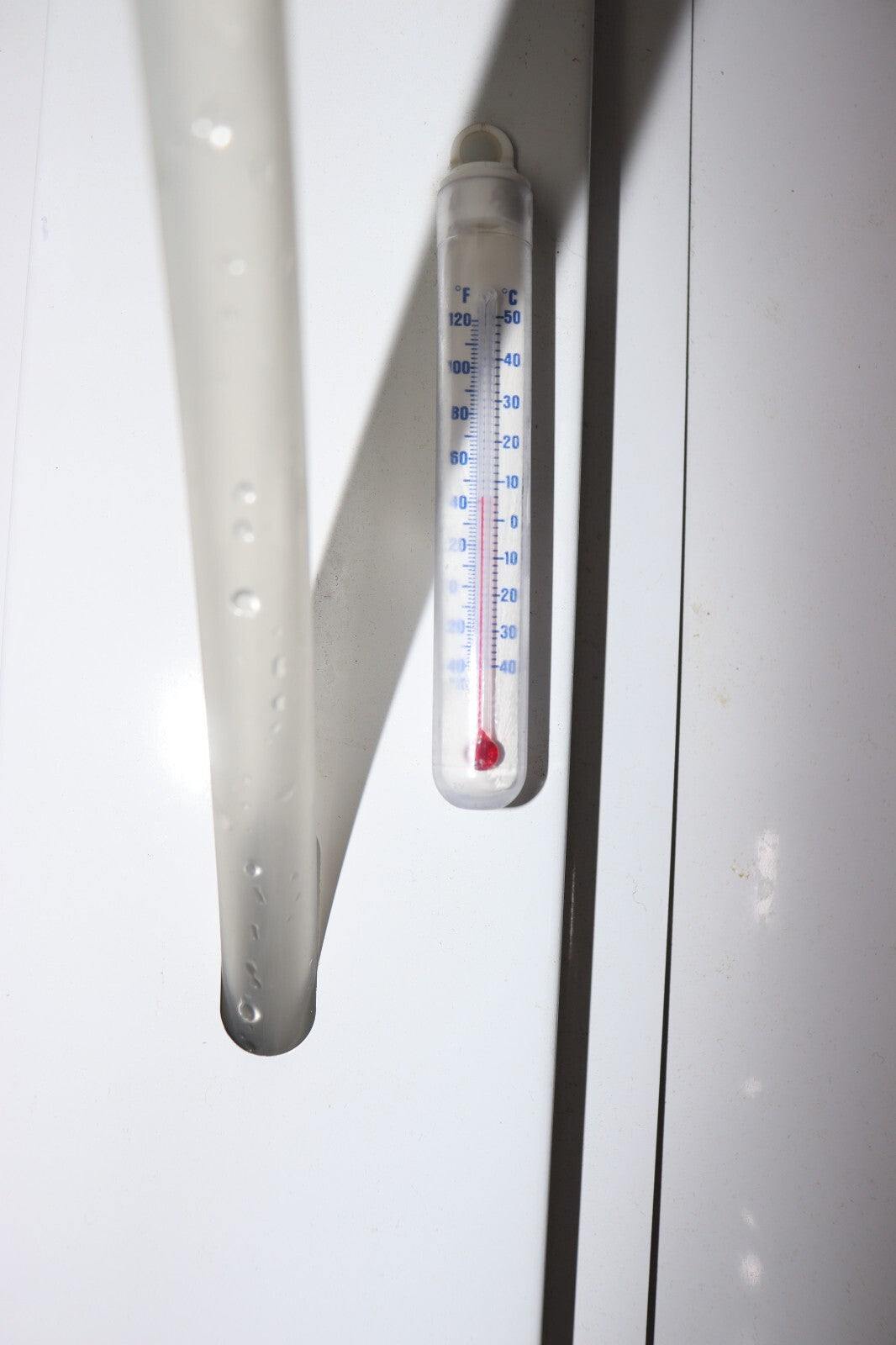 True GEM-26 Single Glass Door Refrigerator, Glass Sides, w/ Spring Loaders CLEAN