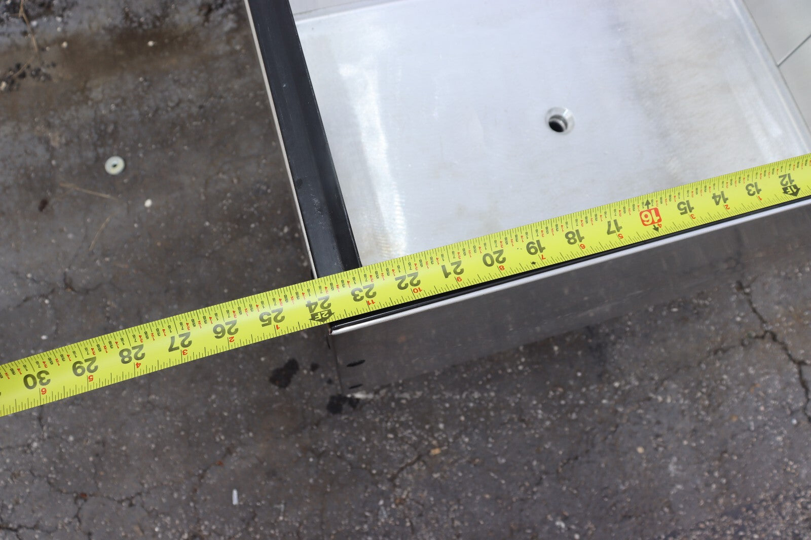 Choice by Glastender C-IBA-24-CP10, 24" x 19" Ice Well w/ 10 Circuit Cold Plate