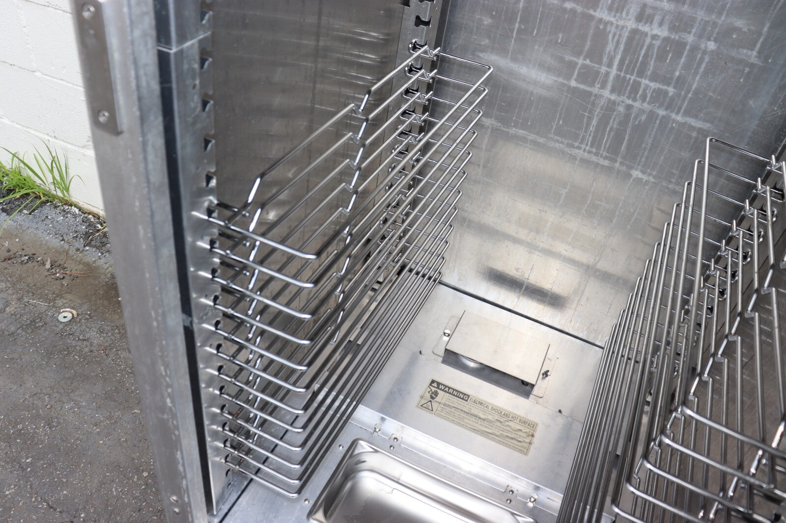 Metro C519-CFC-U 69.75" H Mobile Heated Holding & Proofing Cabinet Universal