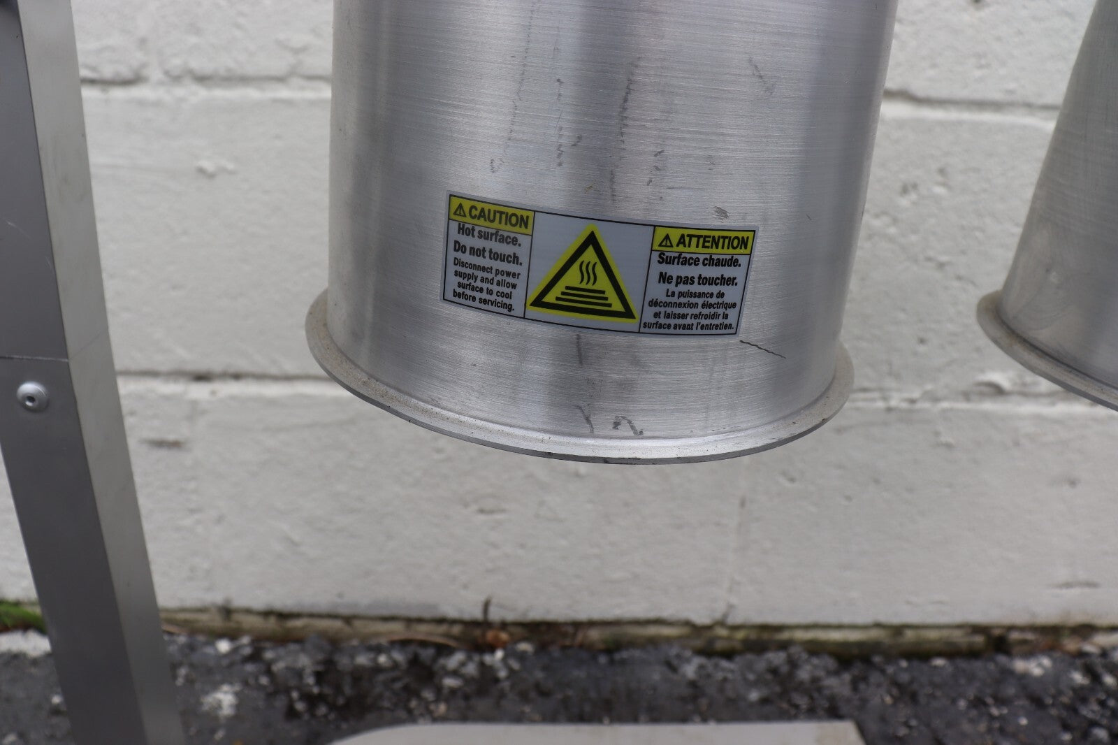 Aluminum Free Standing Heat Lamp with 2 Bulbs - 120V, 500W