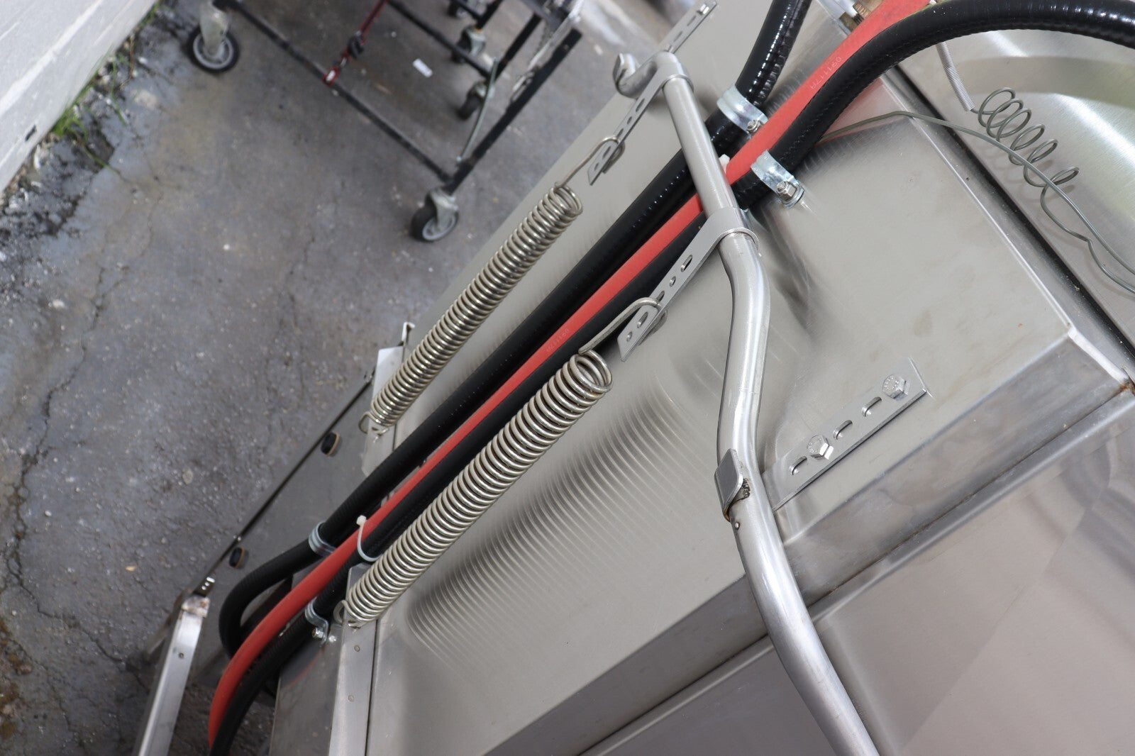 Champion DH2000 Versa Clean High Temperature Door Type Dishwasher 55 Racks / Hr