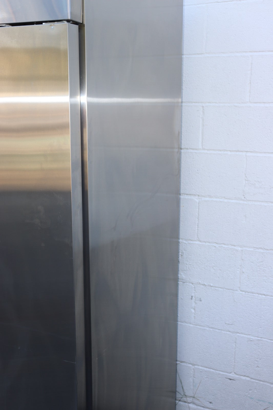 Norpole NP2R 54'' Two Section Solid Door Reach-In Refrigerator, Scratch & Dent