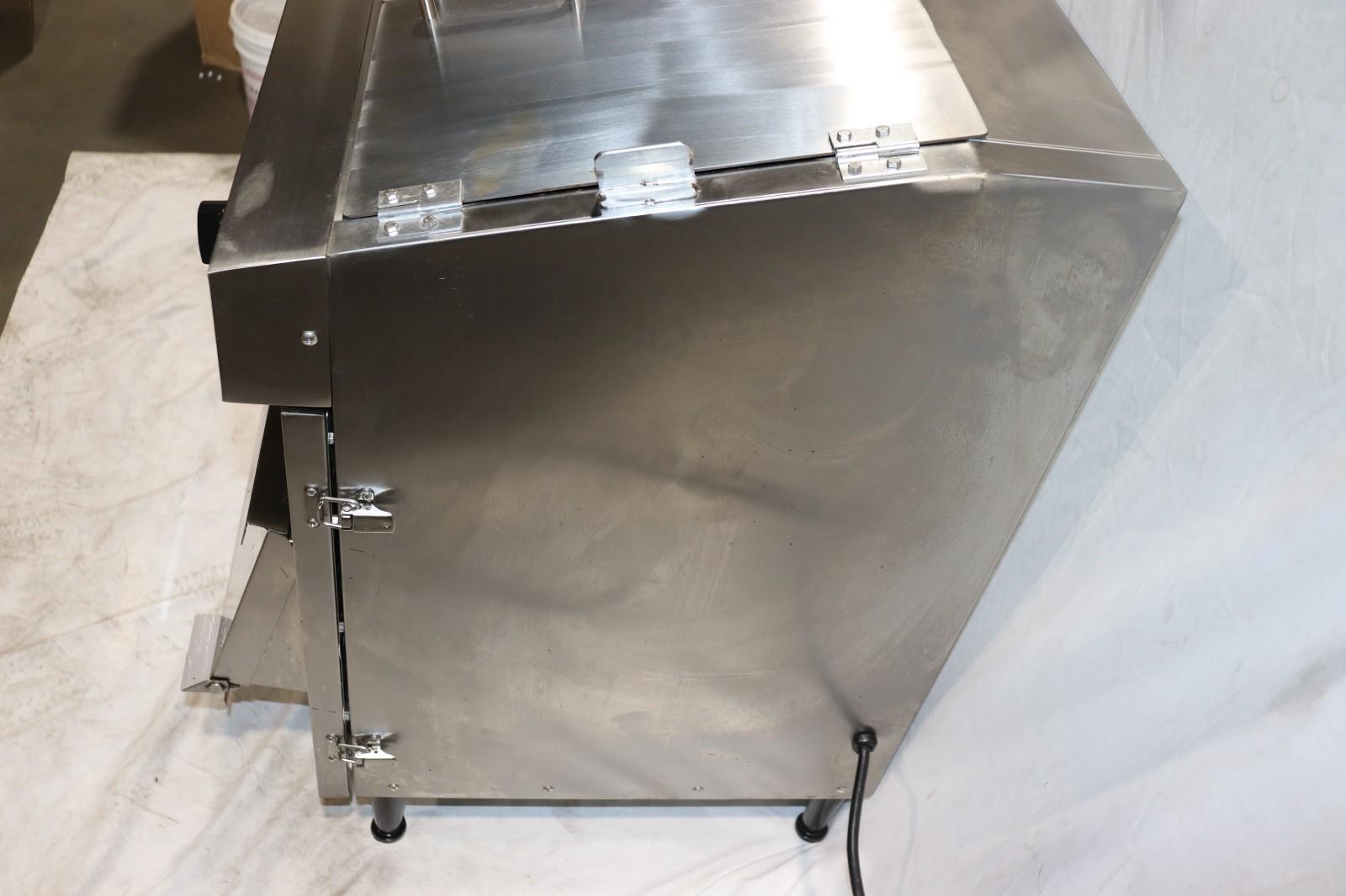 Winco 51026 Benchmark Tortilla Chip Warmer, SLIGHTLY Used, CLEAN