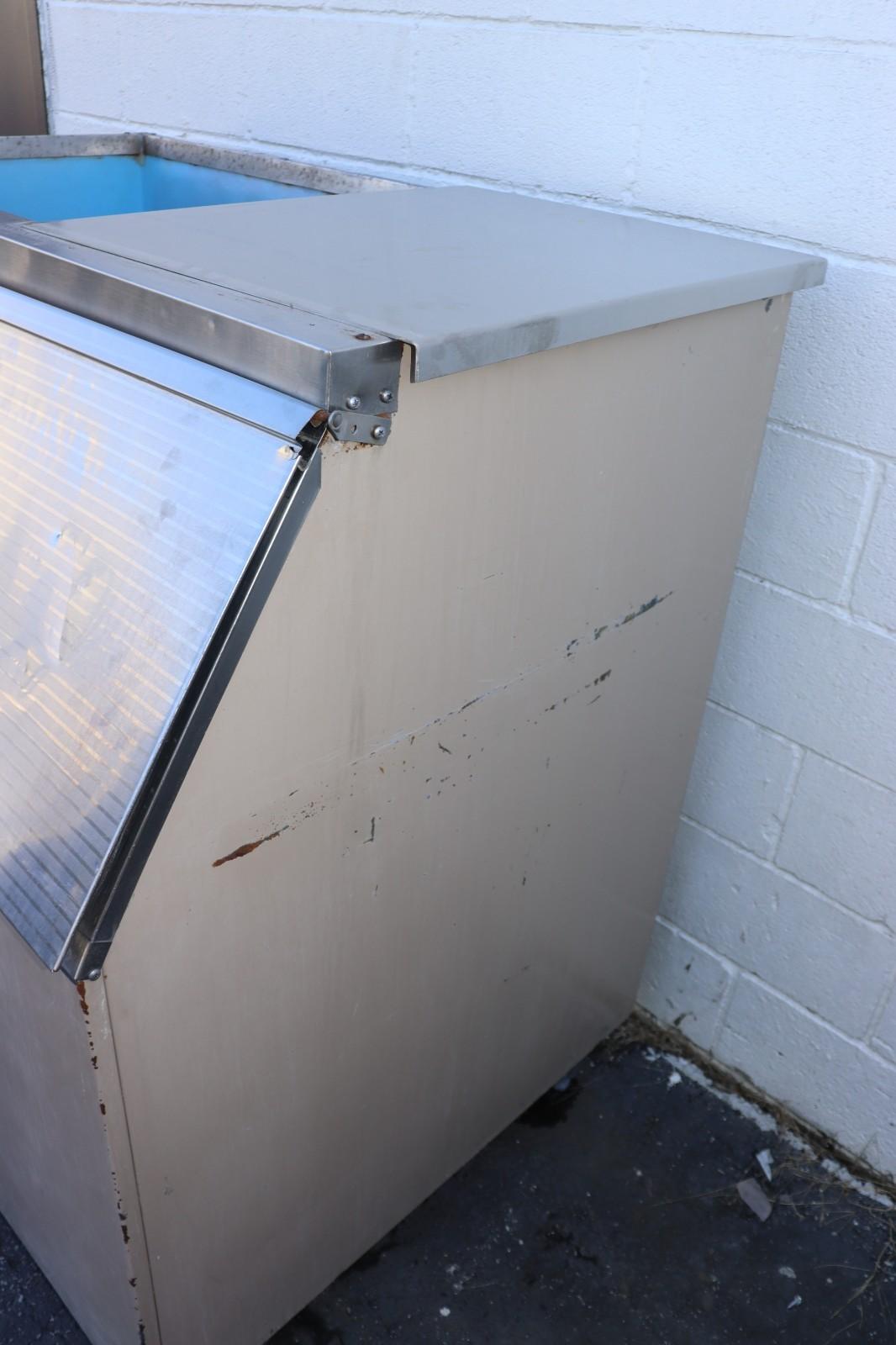 Large Storage Ice Bin, Tan Metal, Insulated, Used
