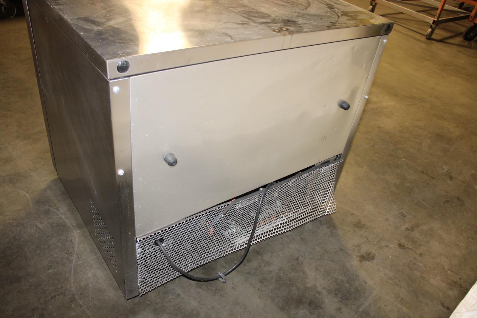 True Manufacturing Co. TUC-36-LP 2-Door Undercounter Fridge, Used, Tested
