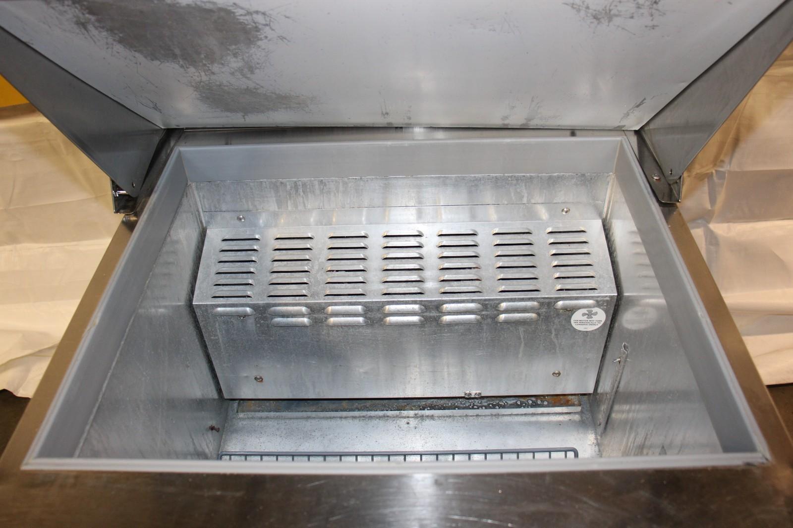 Continental SW24-12 Refrigerated Sandwich Prep Unit 24 inch, Clean, Tested